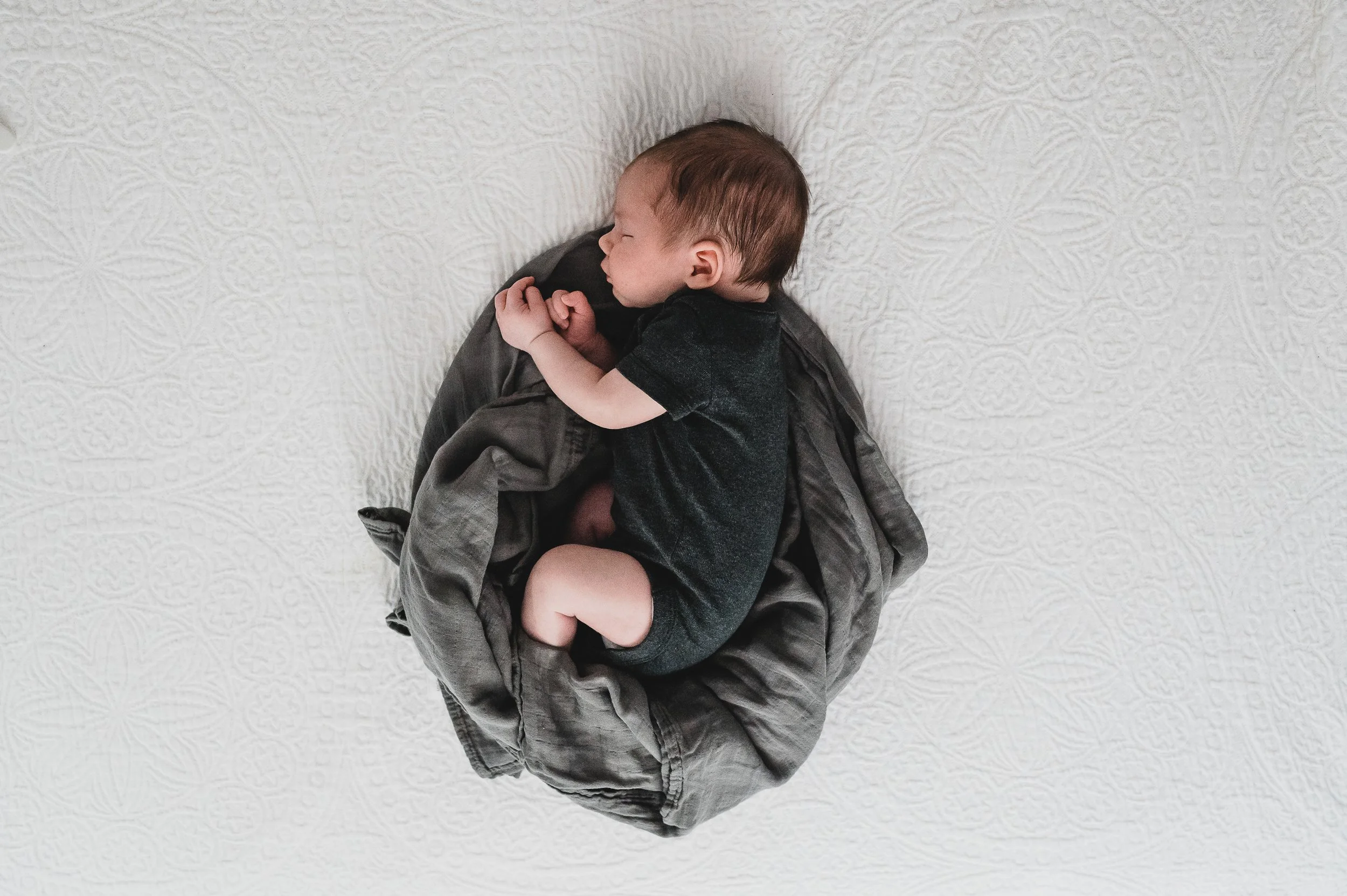 Newborn Portraits_JRKnowles PhotographyMay22-22.jpg