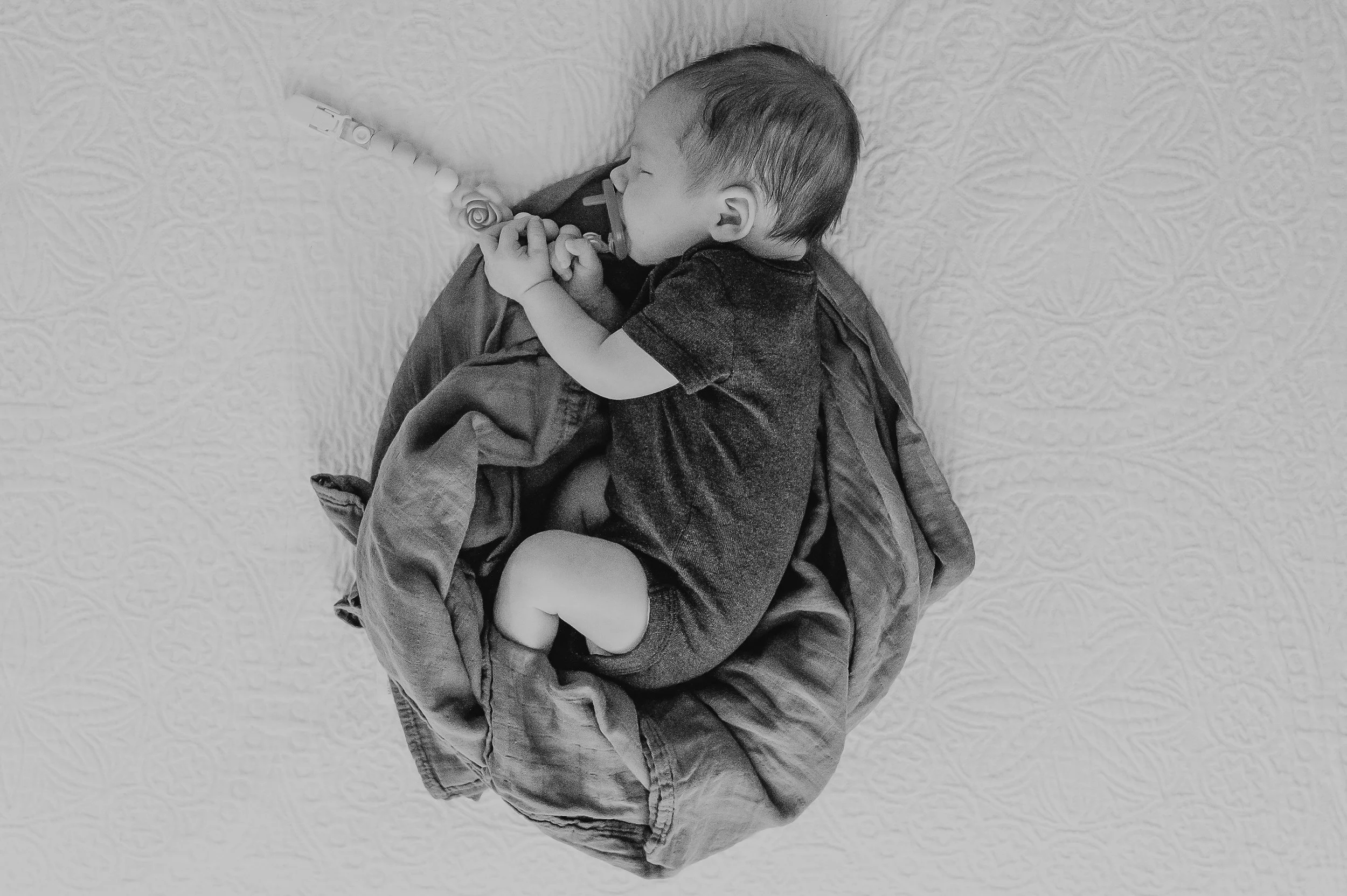 Newborn Portraits_JRKnowles PhotographyMay22-21.jpg