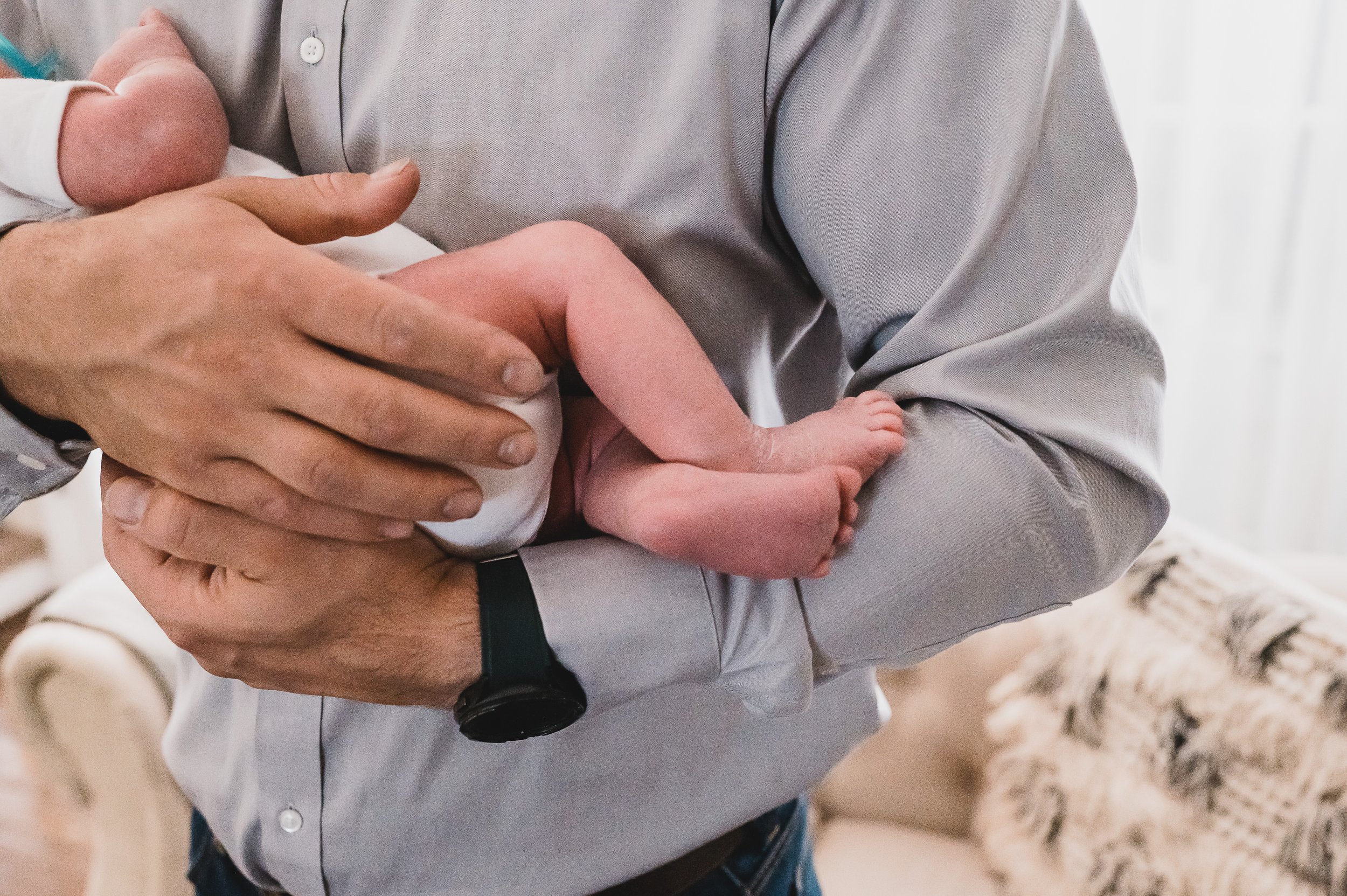 Newborn Portraits_JRKnowles PhotographyMay22.jpg