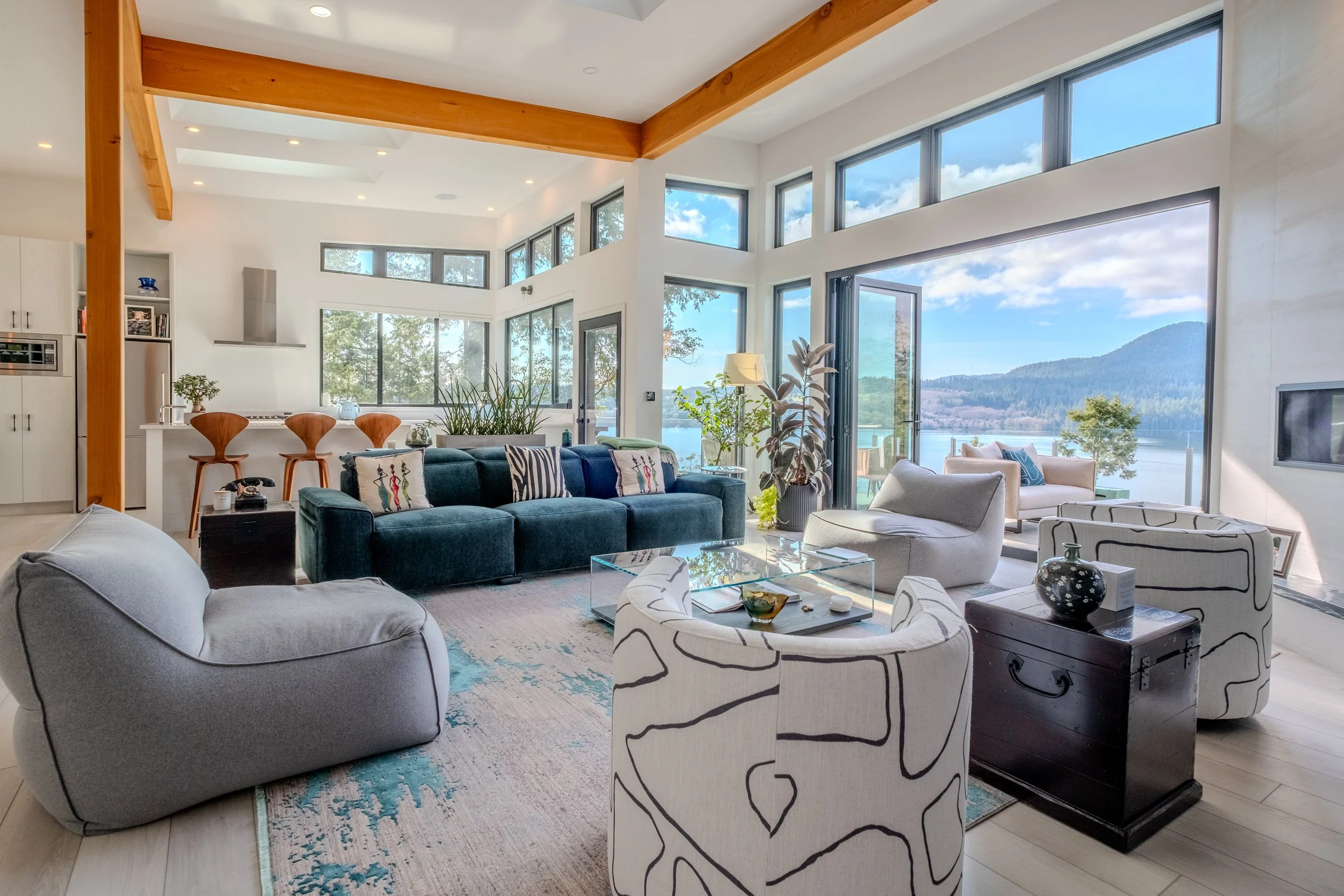 6101 Coracle Drive-2.JPG