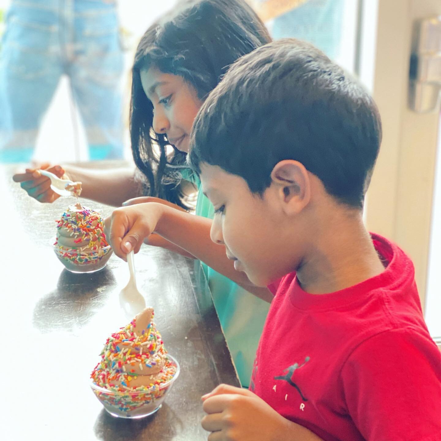 I don&rsquo;t really like ice cream, but these two love it. When we were looking for a new house, we knew there had to be a @braumsicecream_dairy nearby. We always order ice cream when we go out, because you know&hellip;meltdowns. 😩🤣
He orders vani