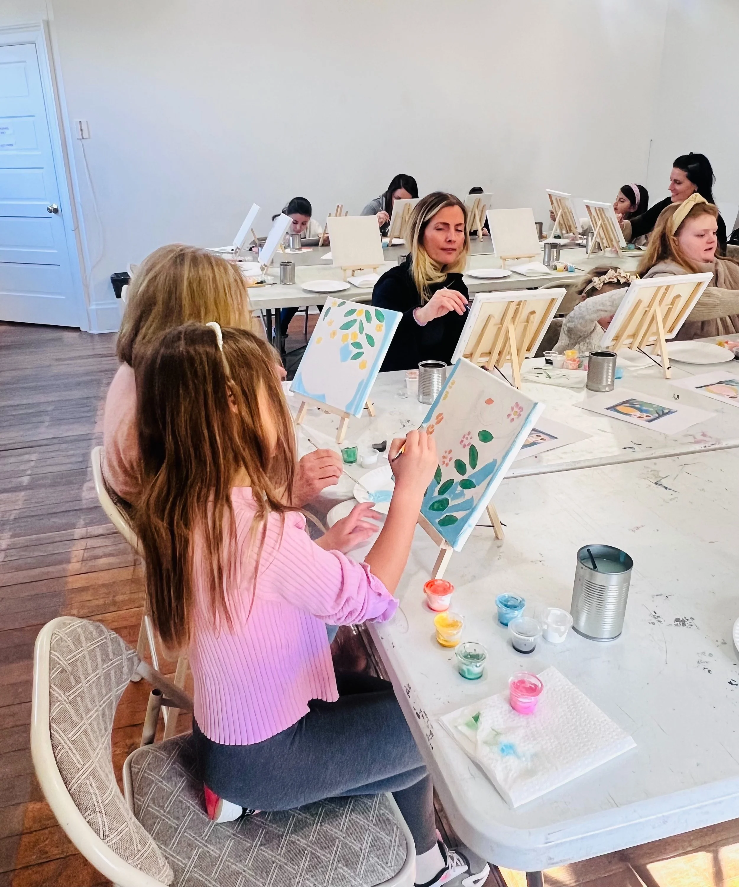 A little creativity goes a long way! 🎨

Spend the morning making, exploring, and creating together at KIDS: Child + Adult Art Class with Deborah Acquino. Young artists and their companions will try new techniques, experiment with different materials