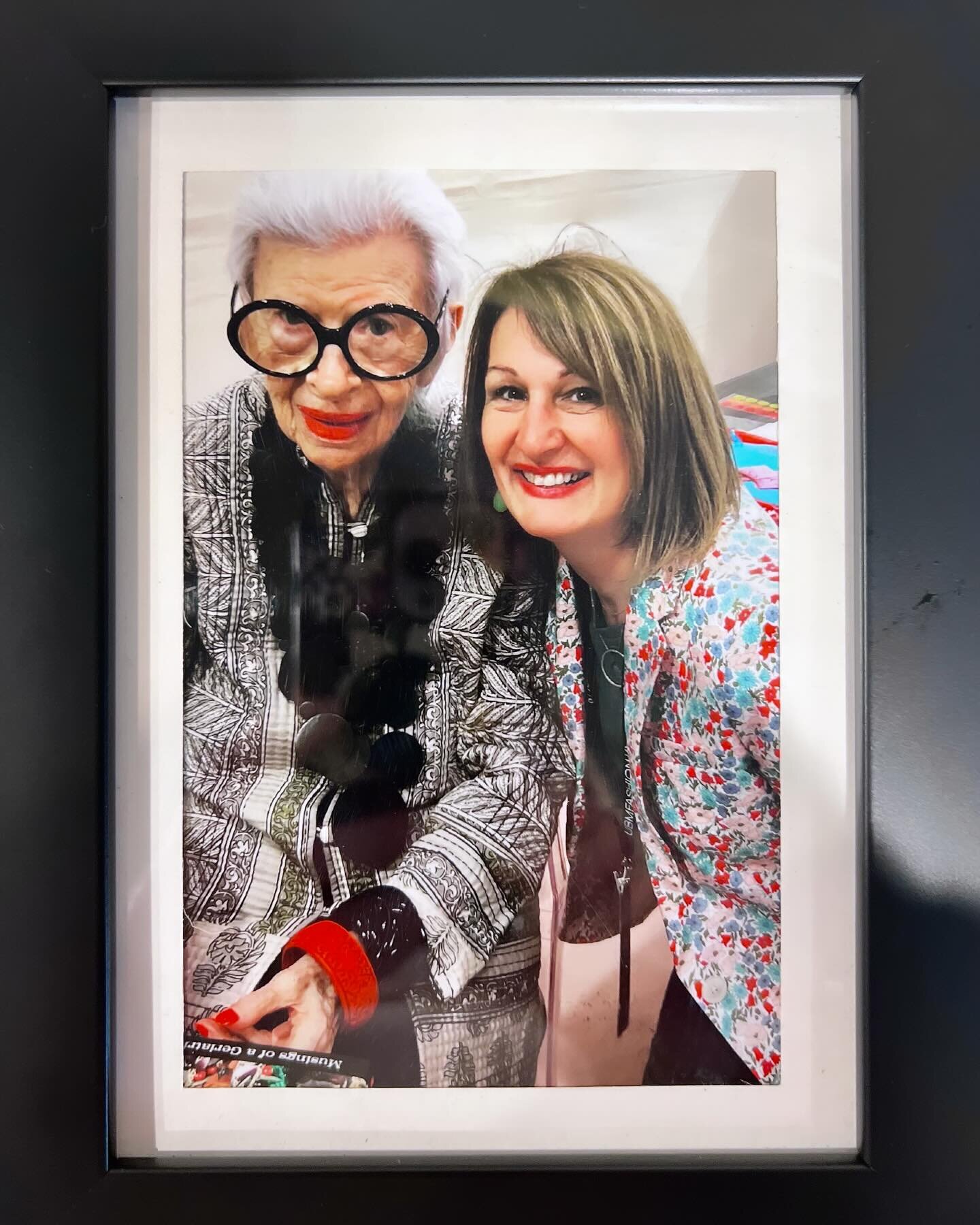 It was a thrill of a lifetime to meet this Icon. She was witty and lovely and kind and oh so stylish. Cheers to a life well- lived. 💜#irisapfel #icon #restinpeace