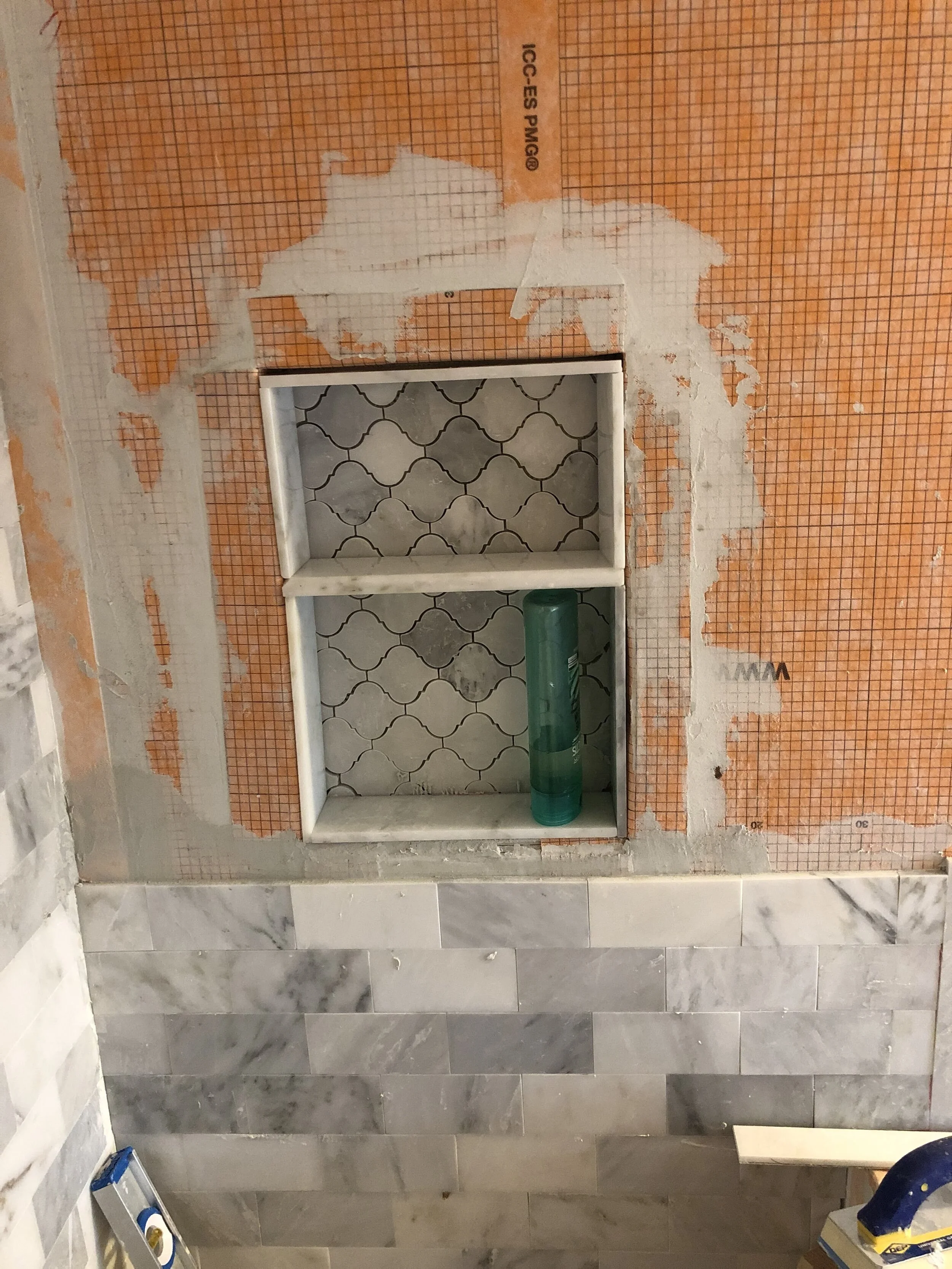 Making a shower niche 