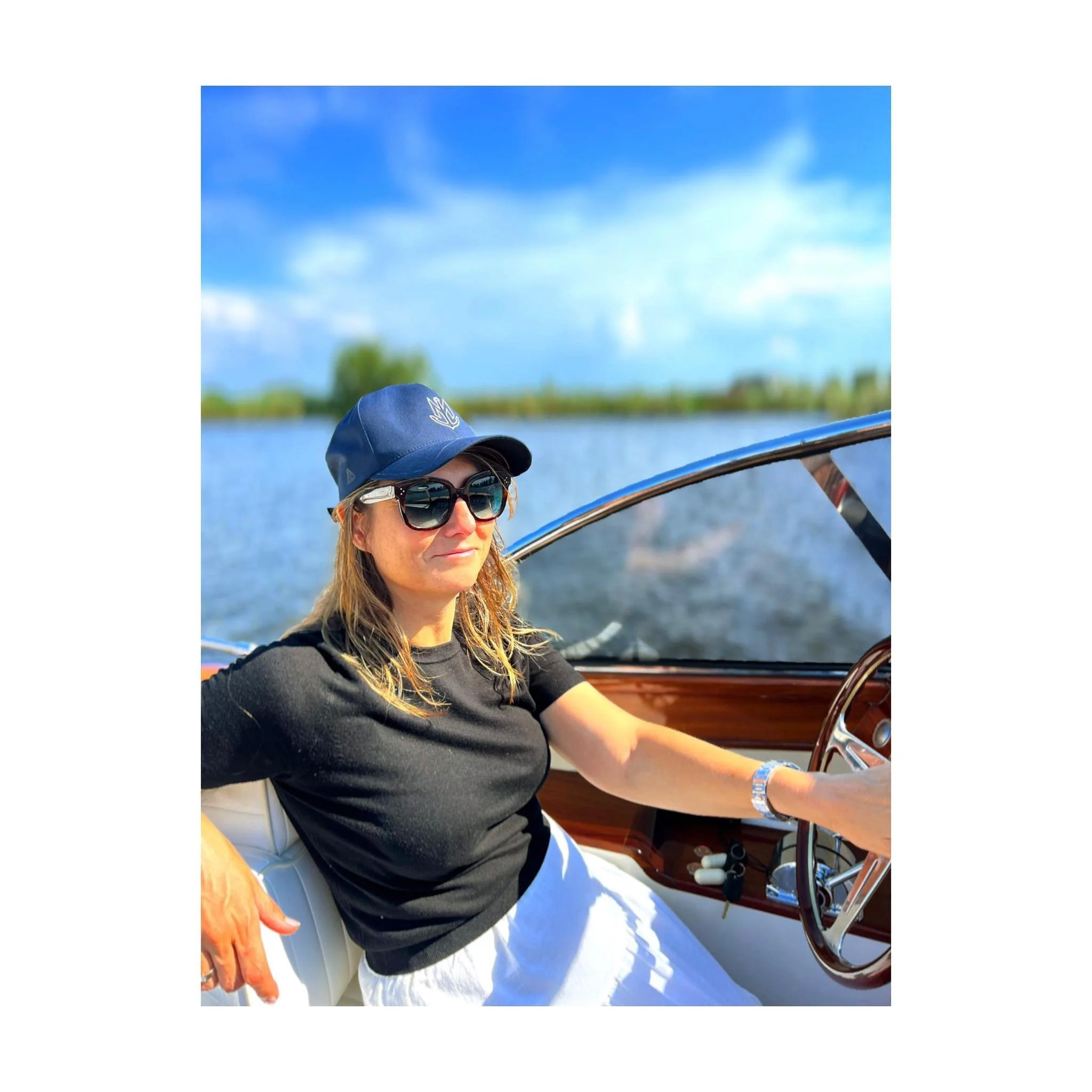 The new season has begun, and our Speed30 Prototype has found her way out of dry-dock and into the waters around Amsterdam. Family is always an important part of The Spirit of Monoposto, and here is our Co-Founder’s parter, “M” (as