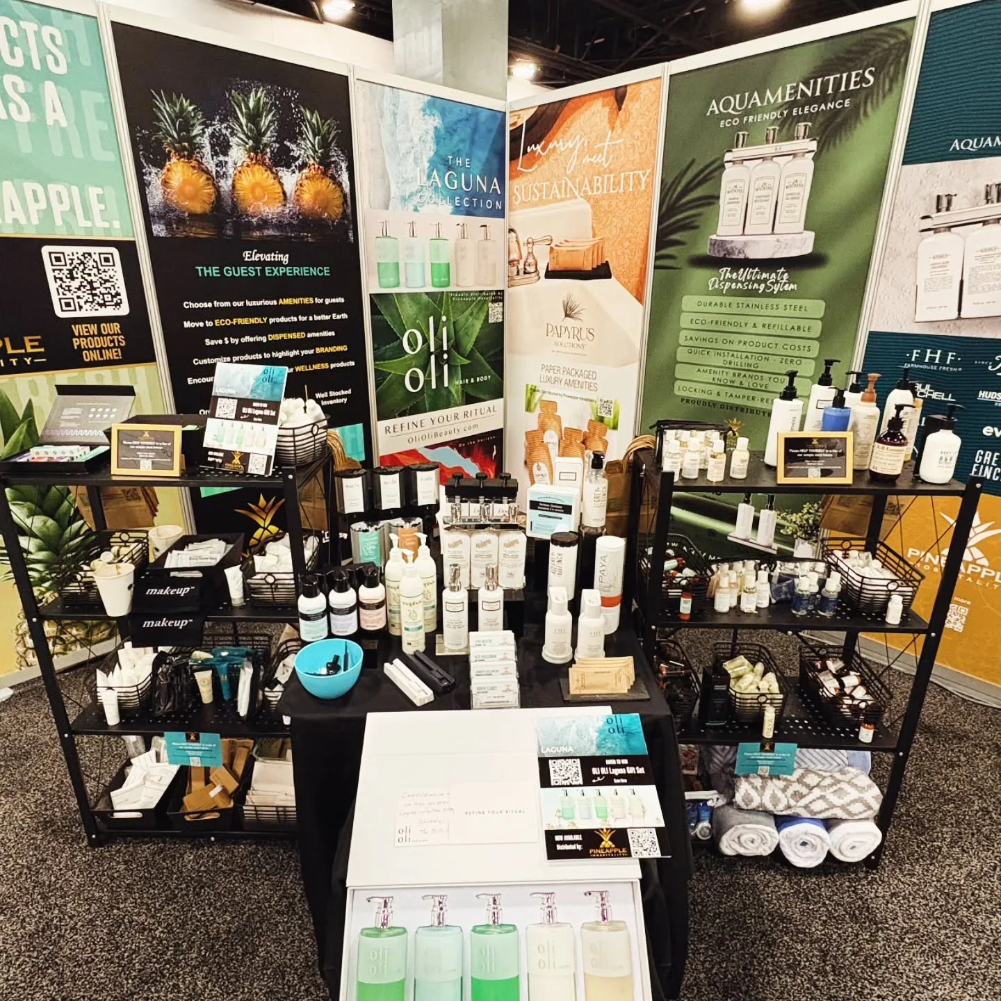 We had such a great time this week @indhotelshowmiami!! Thank you to everyone who stopped by the @pineapplehospitality booth and chatted with us and a huge thank you to @pineapplehospitality for showcasingour products. We are so excited about all of 