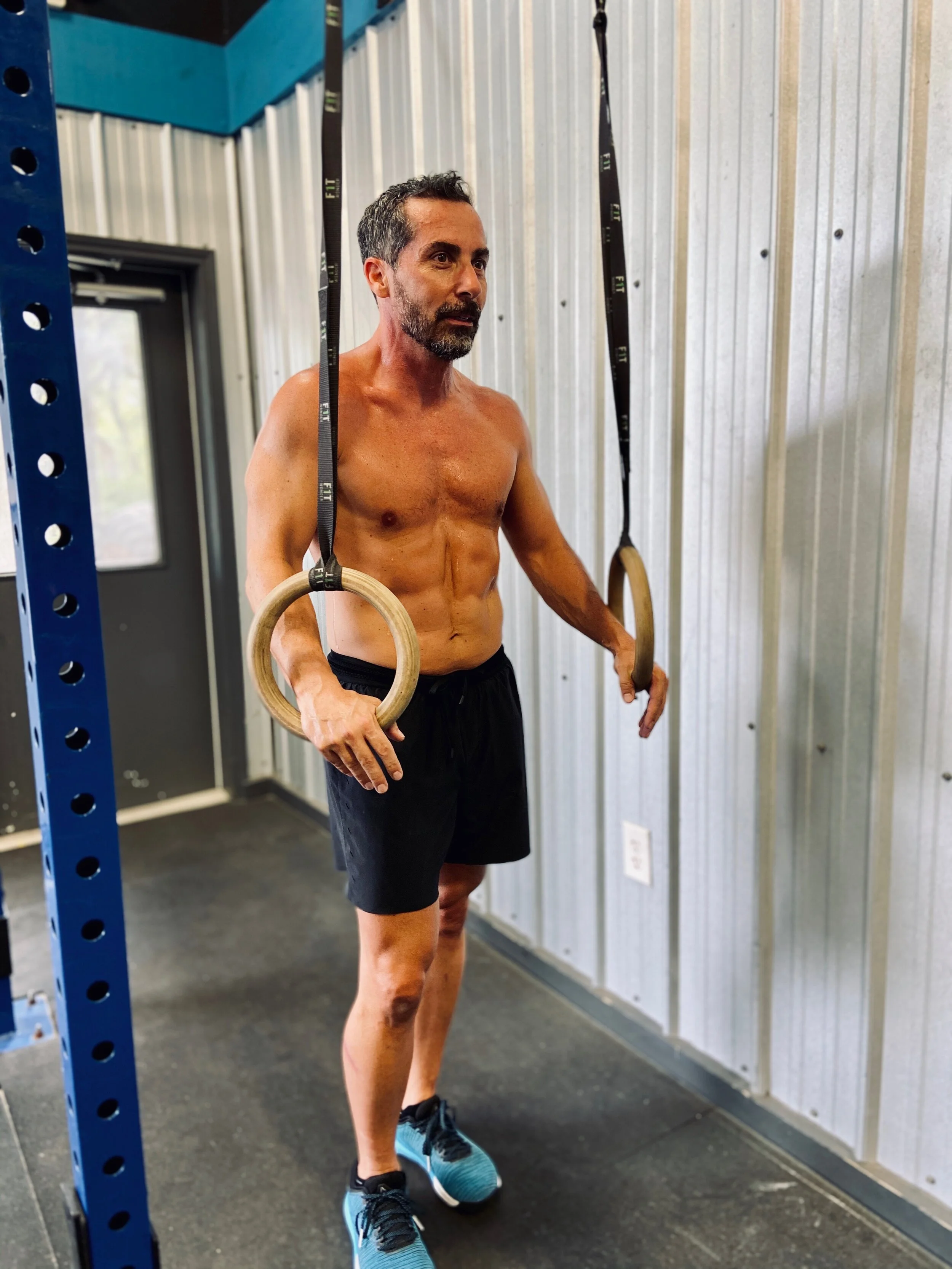 Brad | TRANSFORM Season 26 | CrossFit 2222 | Austin TX | Photo Keoni