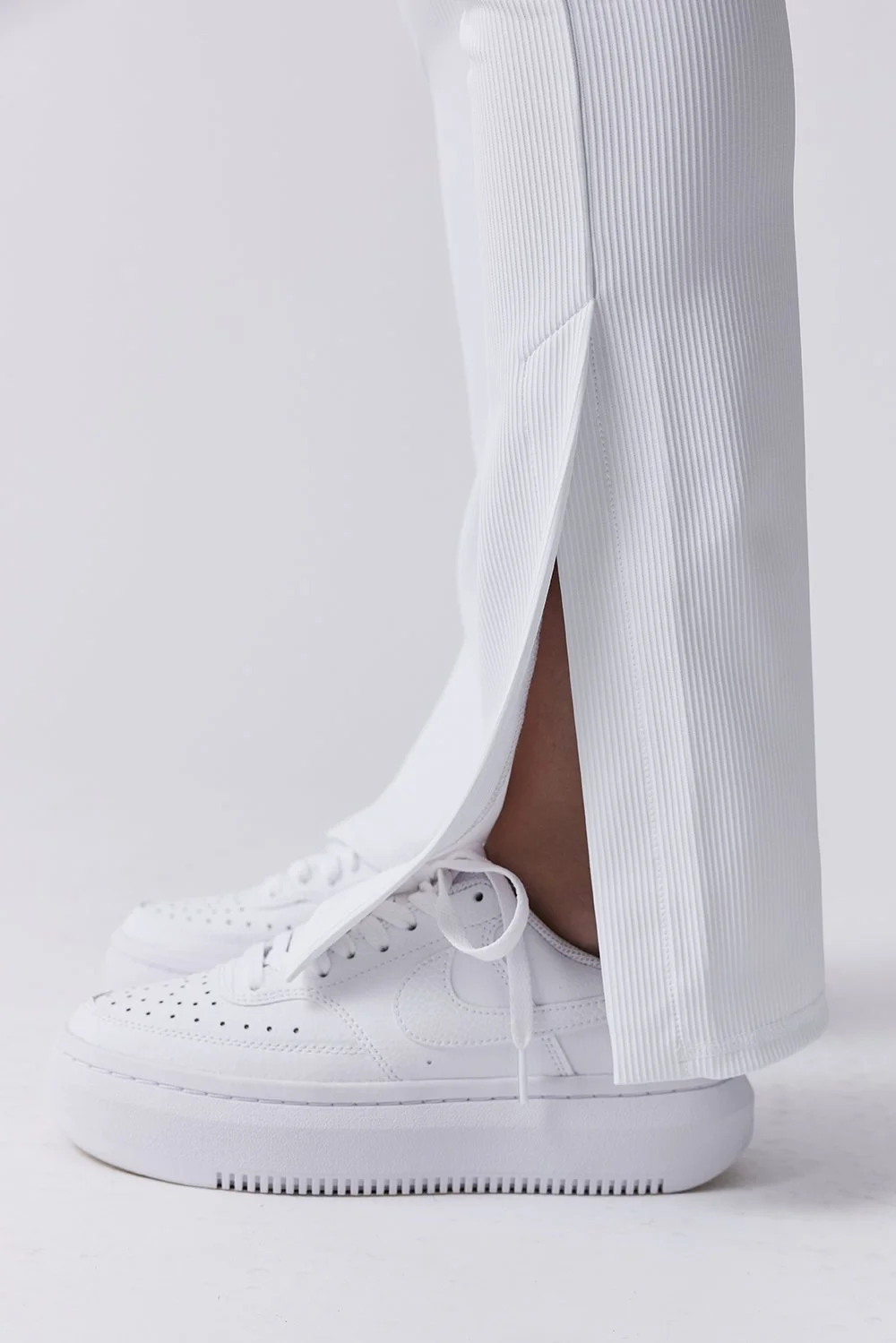 061123_aspparel_MG_Shot04_409 copy.jpg