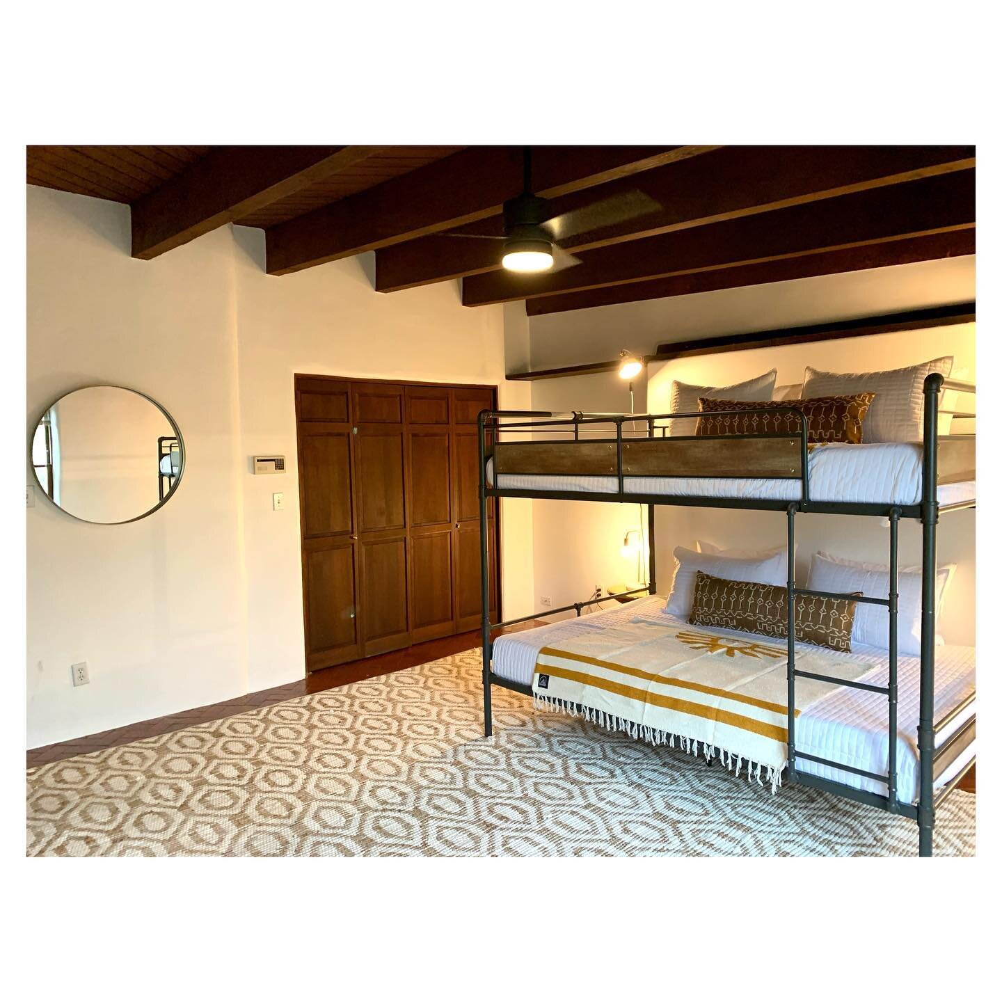 Queen over Queen bunk bed = COOLEST ADULT BUNK BED EVER! Who would you share with?