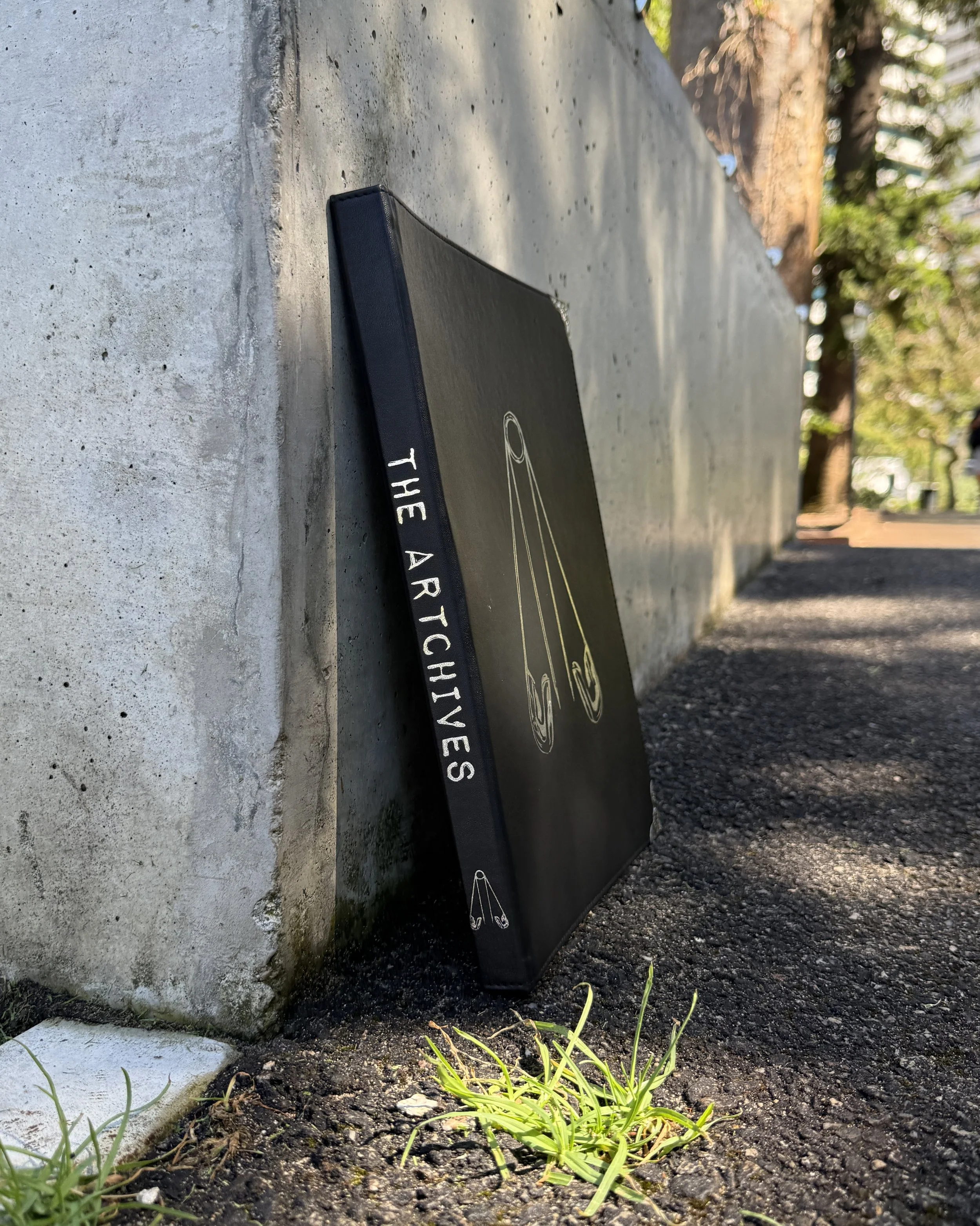 ARTCHIVES SPINE.jpg
