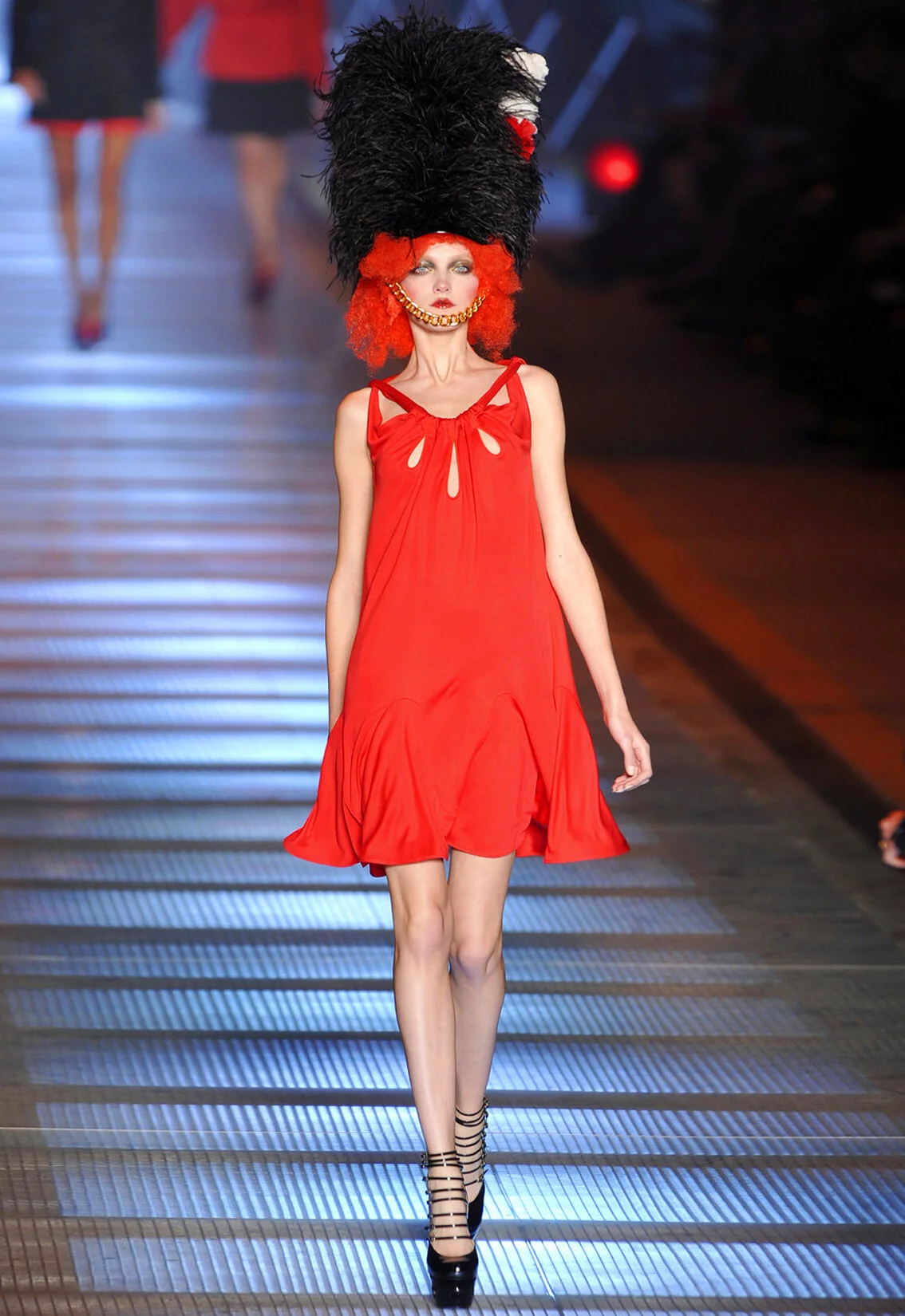 GALLIANO_S09_REDJERSEYMINIDRESS_RES150_CROP.jpg