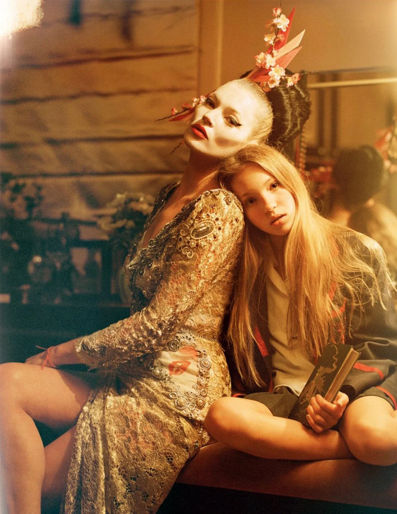 MJ_S16_LACEDRESS_VOGUE_KATEMOSS_RES150.jpg