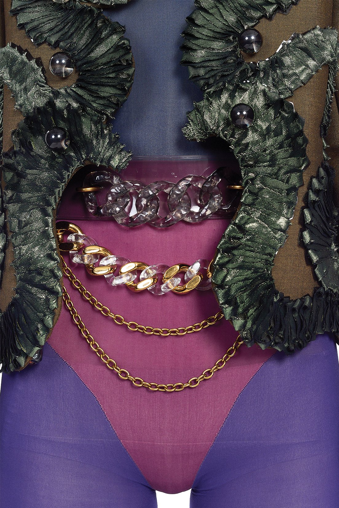 MJ_S27_GREENSNAKES_DETAIL_RES150.jpg