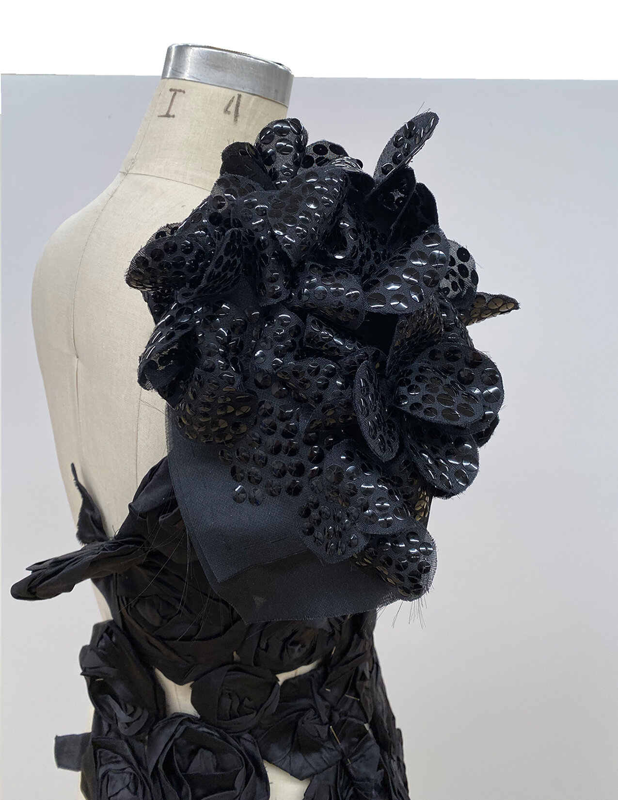 MJ_F20_BLKSEQUINS_PETALSWATCH_RES150.jpg