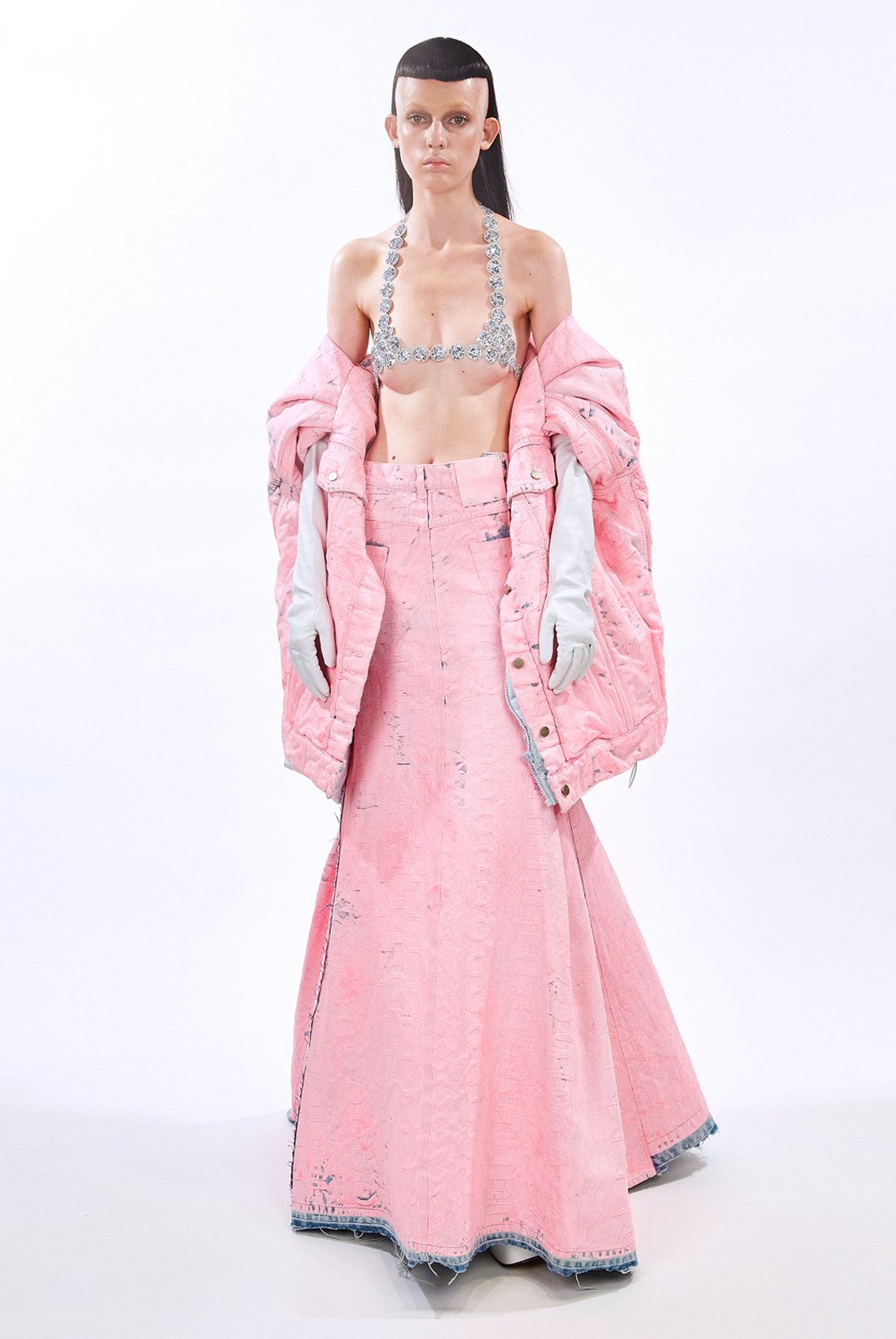 MJ_FALL22_CRYSTALBRA_PINKDENIM_BKSTG_OPT1_RES150.jpg
