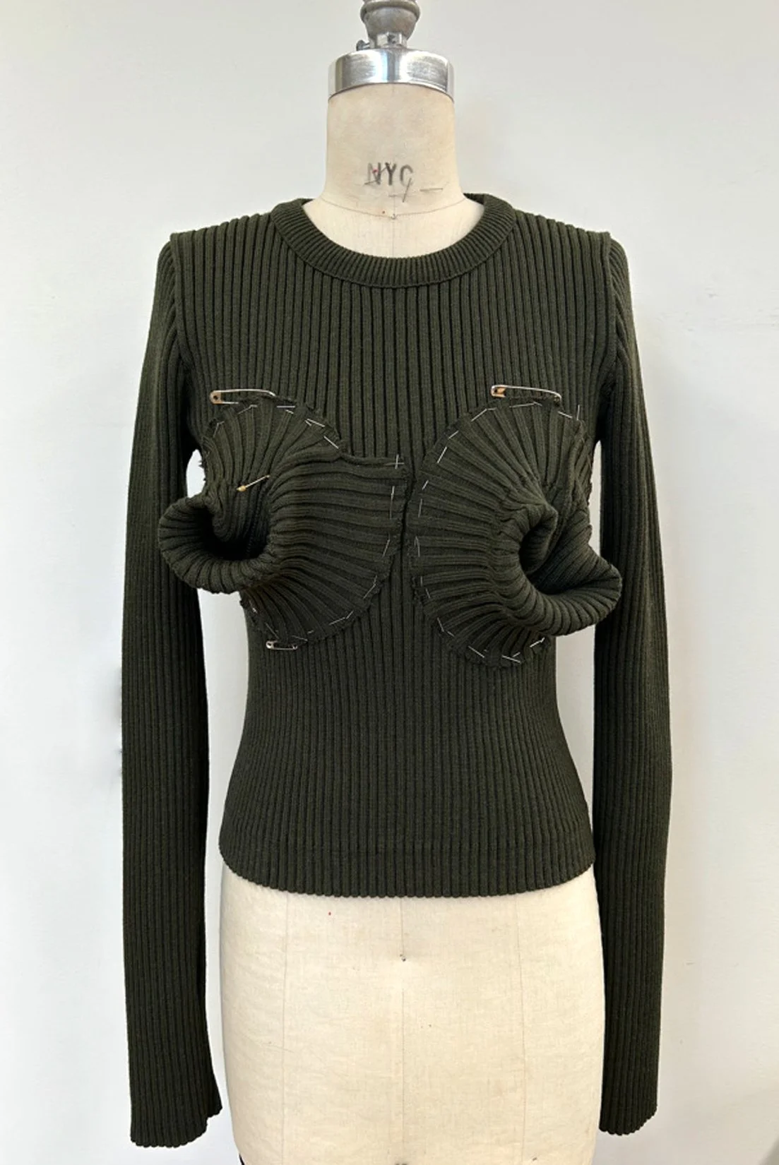 MJ_S23_CORKSCREWBUSTS_BODYSUIT_WORKING_RES150.jpg