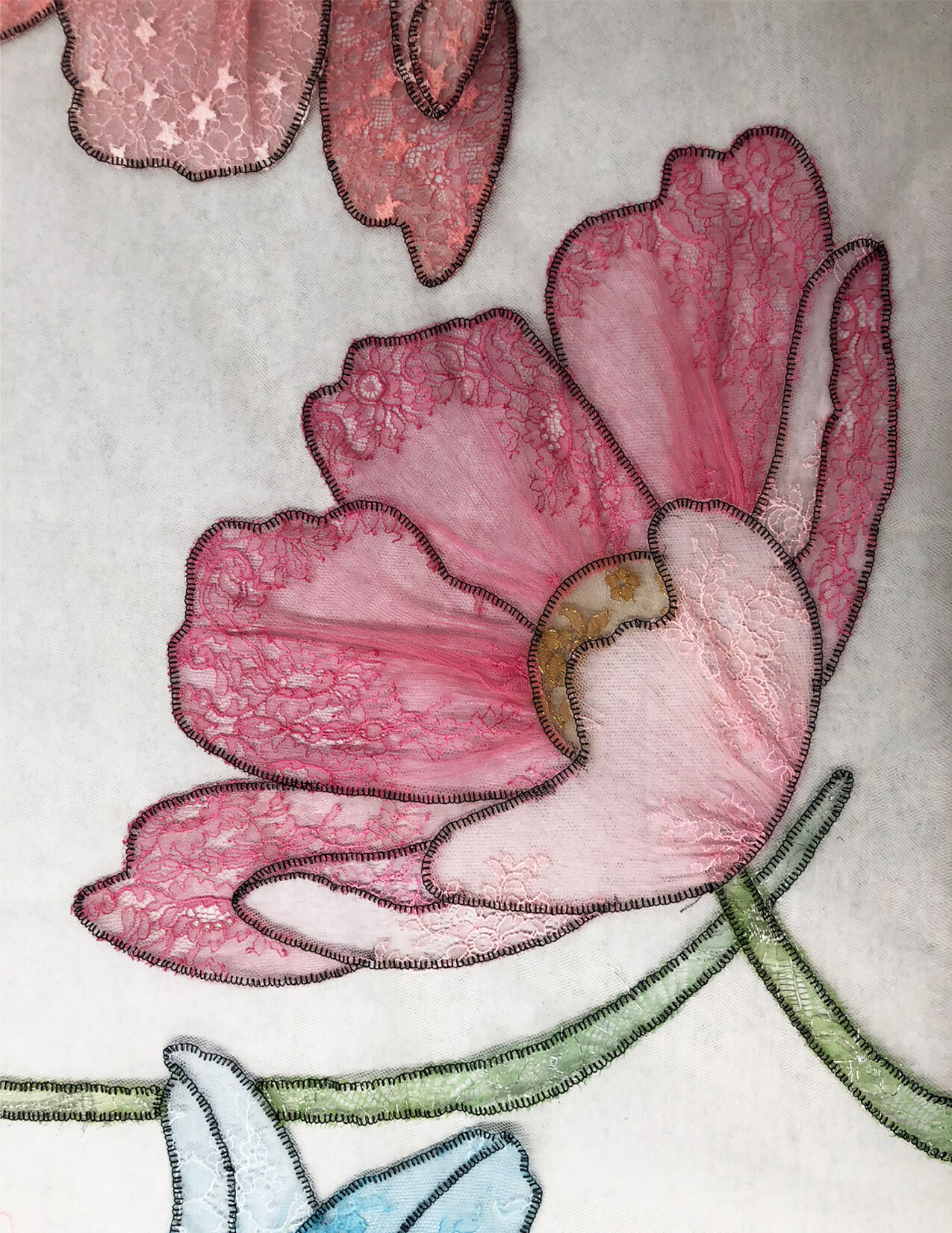 MJ_S20_LACEINTARSIA_PANELDETAIL1_RES150.jpg