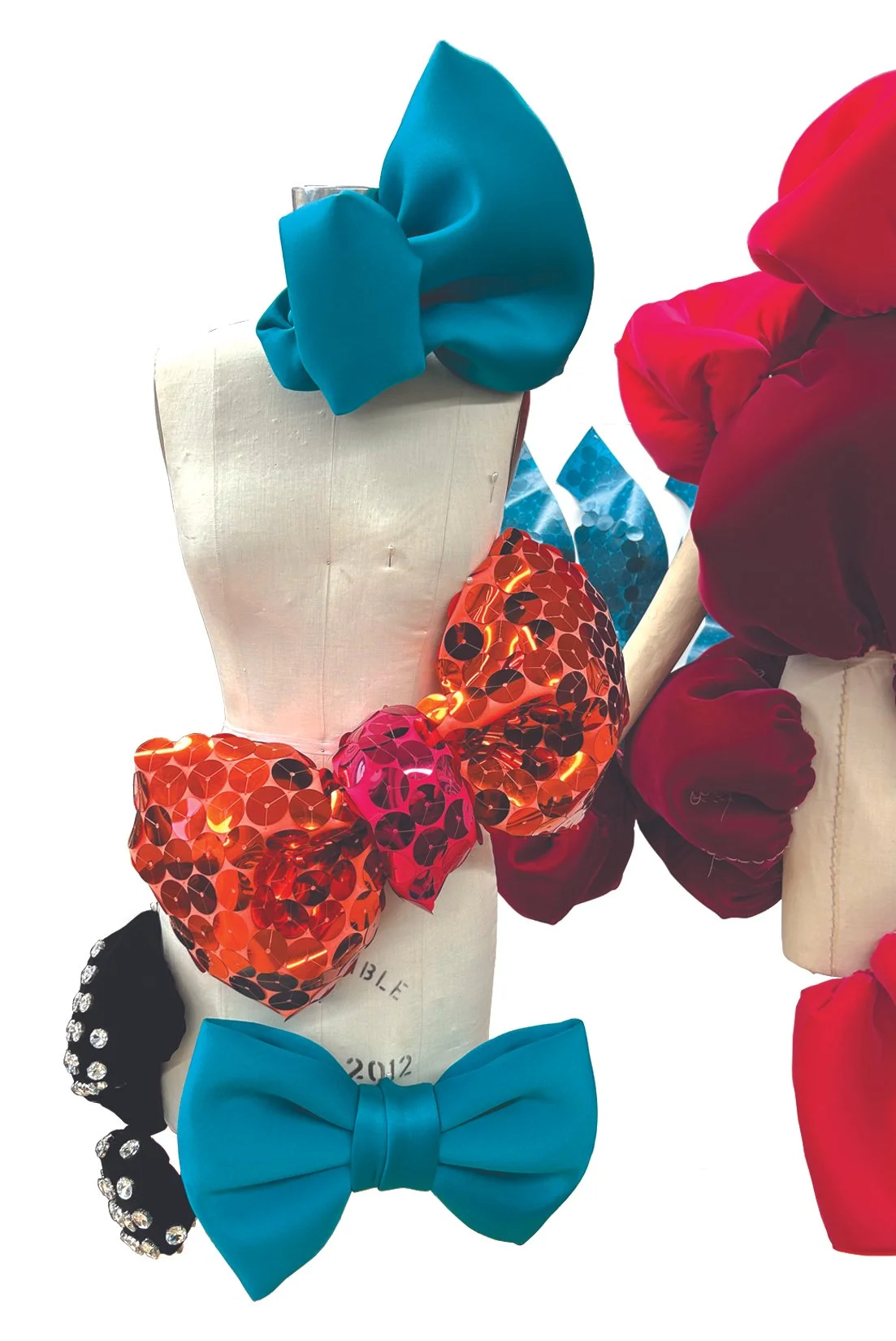 FALL25_BLOBS_WEB_PROCESS_SEQUINBOW_DRAPES_RES150.jpg