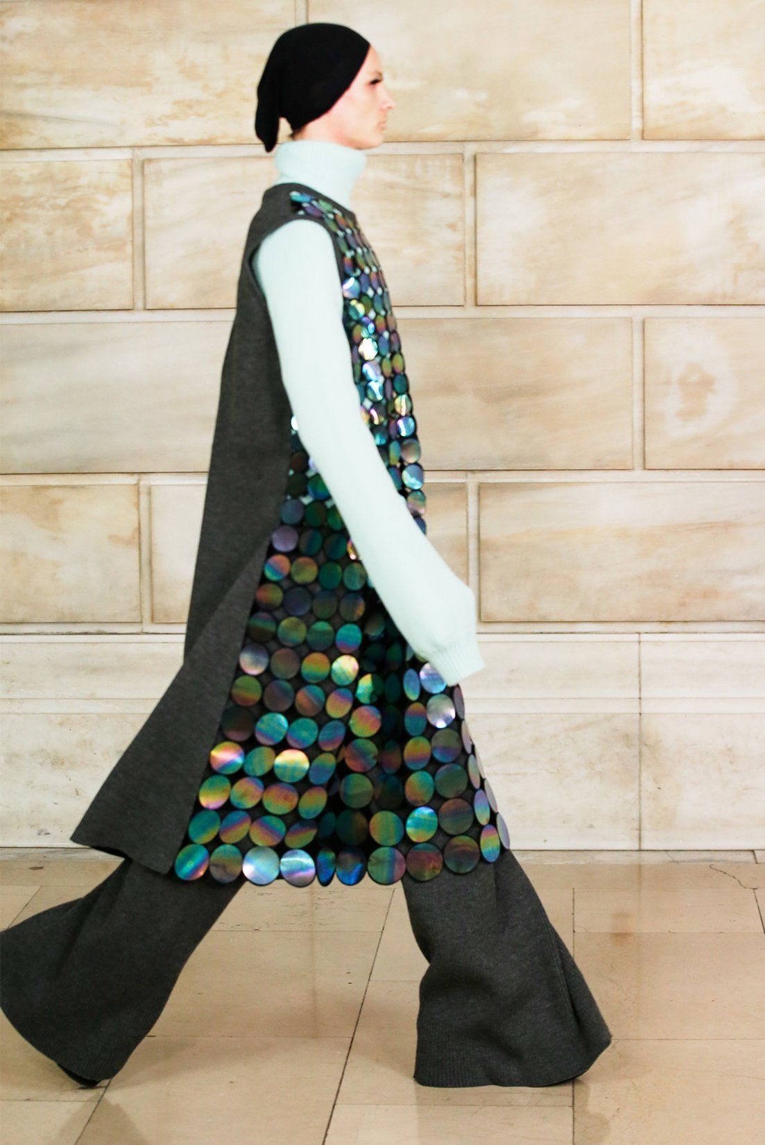 MJ_F21_SCHLAPF_MOP_KNITDRESS_RUNWAY2_RES150.jpg