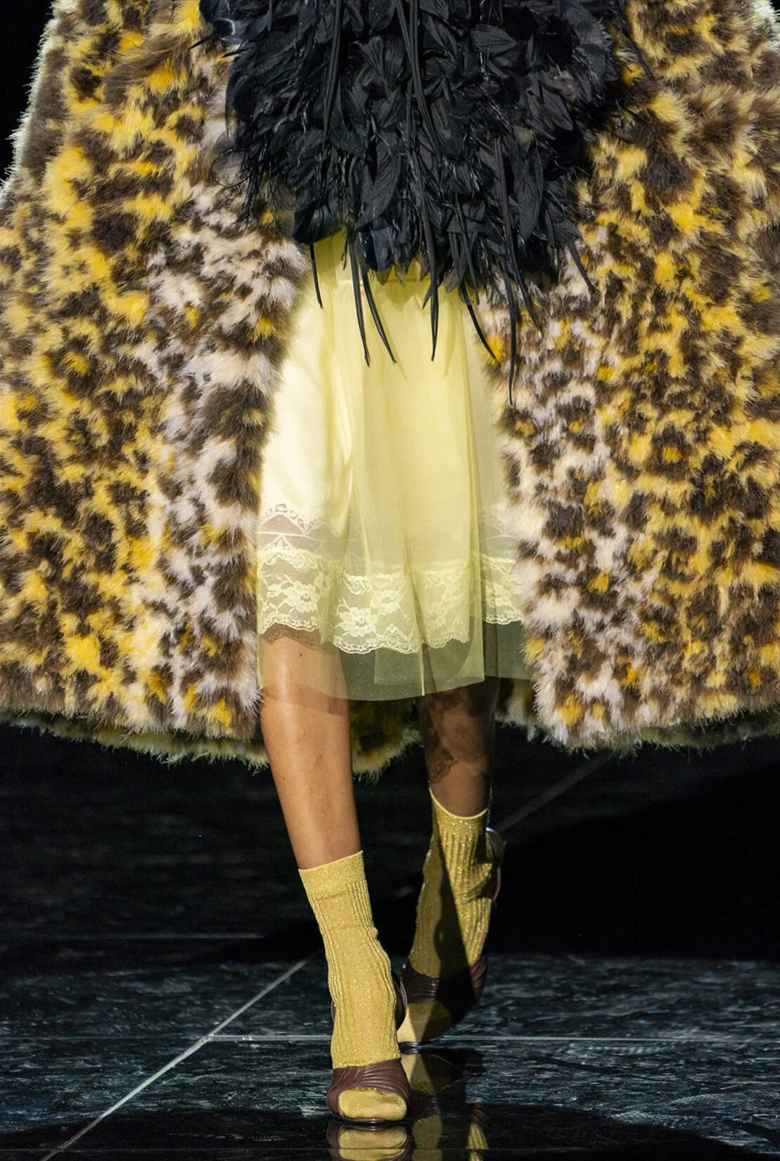 MJ_F19_LEOPARDCOAT_DETAILHEM_RES150_CROPPEDSHAPE.jpg