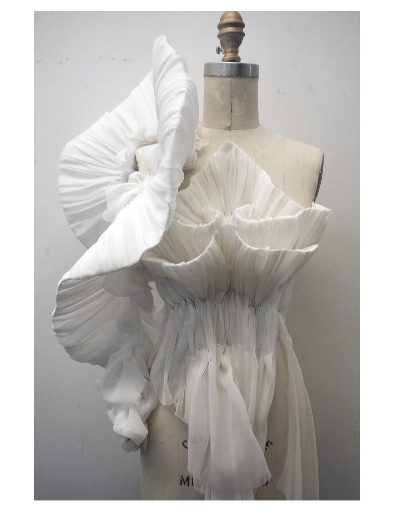 MARCHESA_S12_SILKTULLESHELLBODICE_DRAPE_RES150 copy.jpg