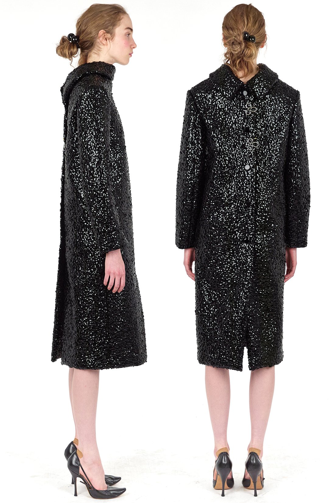 MJ_F26_BLKSEQUINCOATFITTING_RES150.jpg