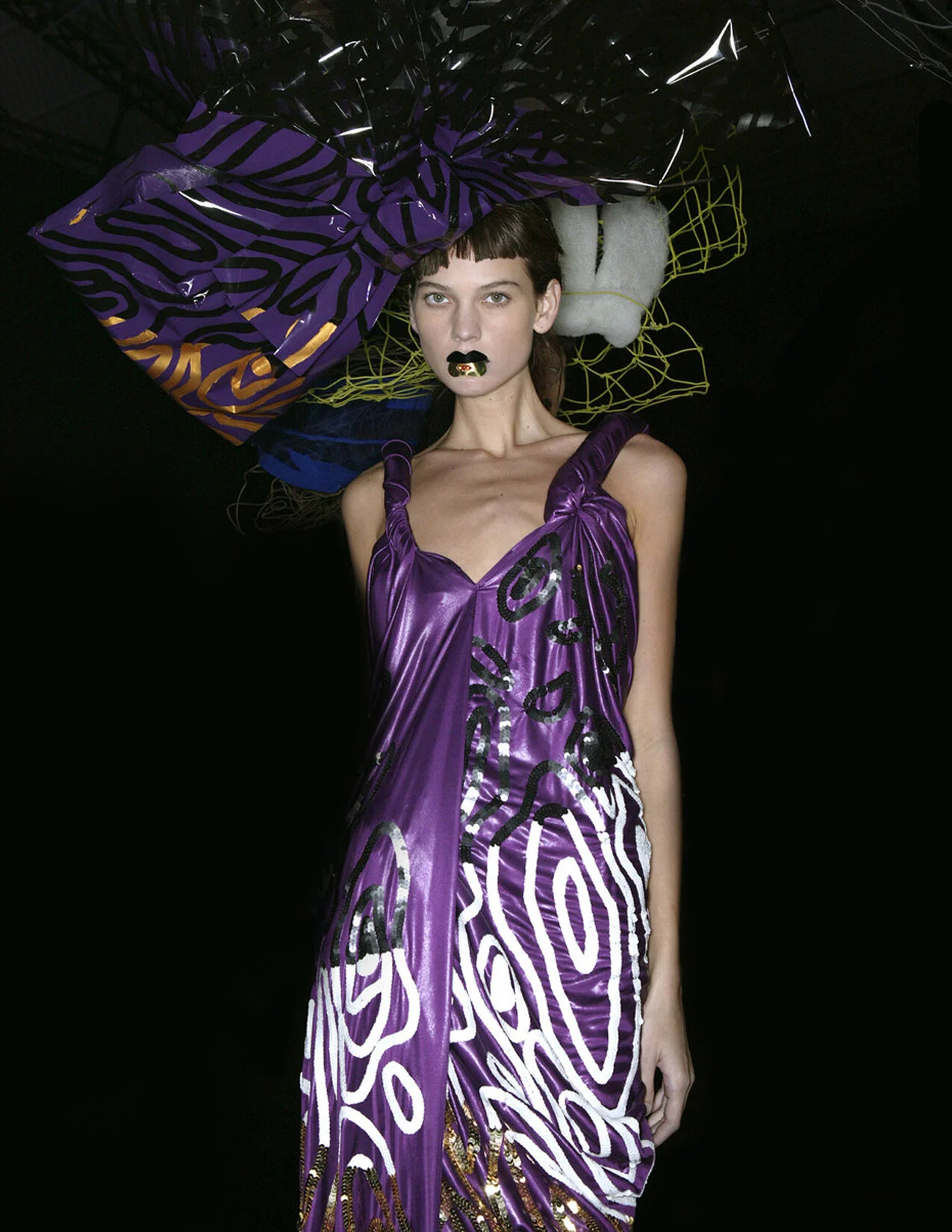 GALLIANO_S07_LONGPURPLEJERSEYGOWN_DETAIL_RES150.jpg