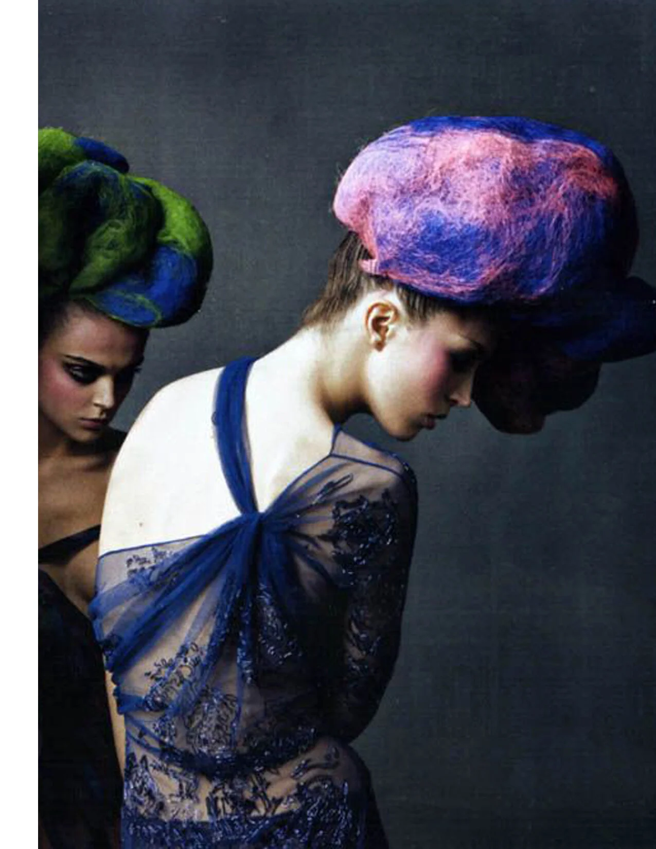 GALLIANO_S09_VOGUE_ANNIELIEBOVITZ_3C_RES150.jpg