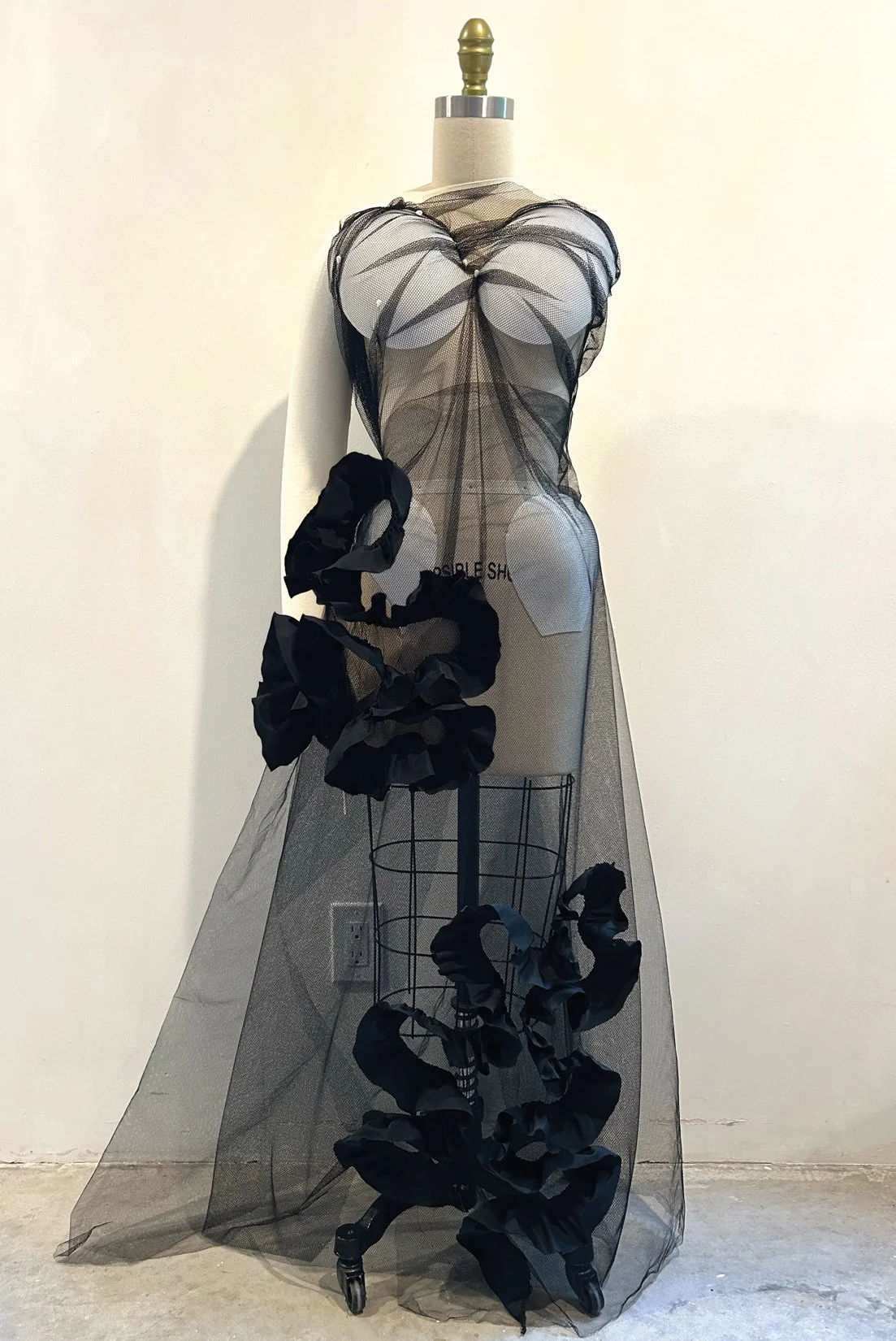 MJ_S26_VERMFRILL_DRAPE2_RES150.jpg