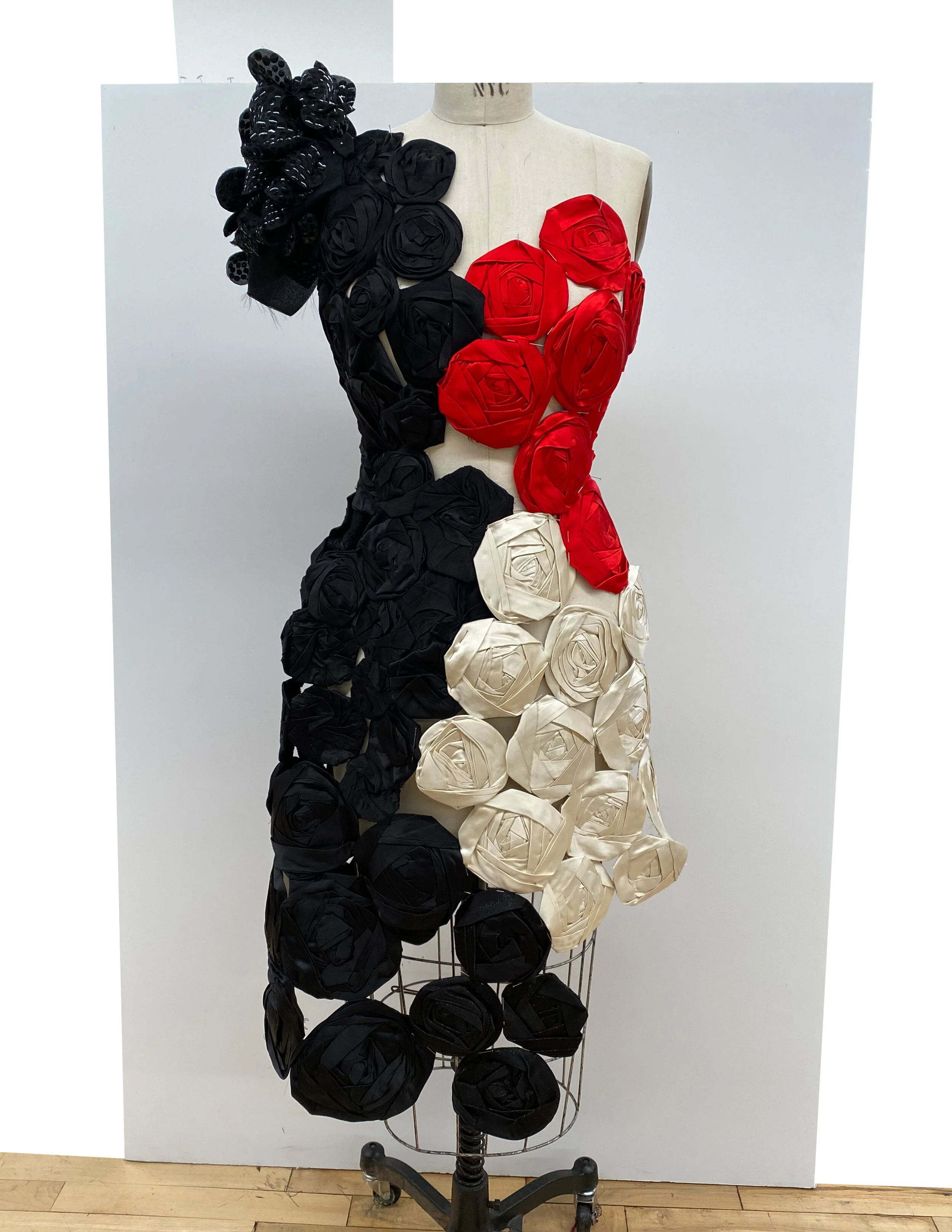 MJ_F20_ROSESDRAPE.jpg