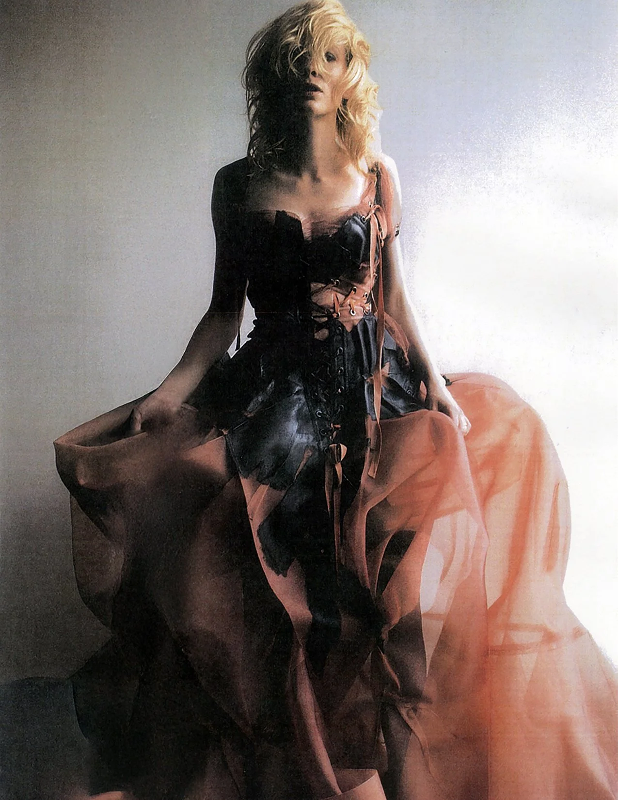 DIOR_HCS06_NUDEPANIERS_CATEBLANCHETTE_COVER_GENFILL_RES150.jpg