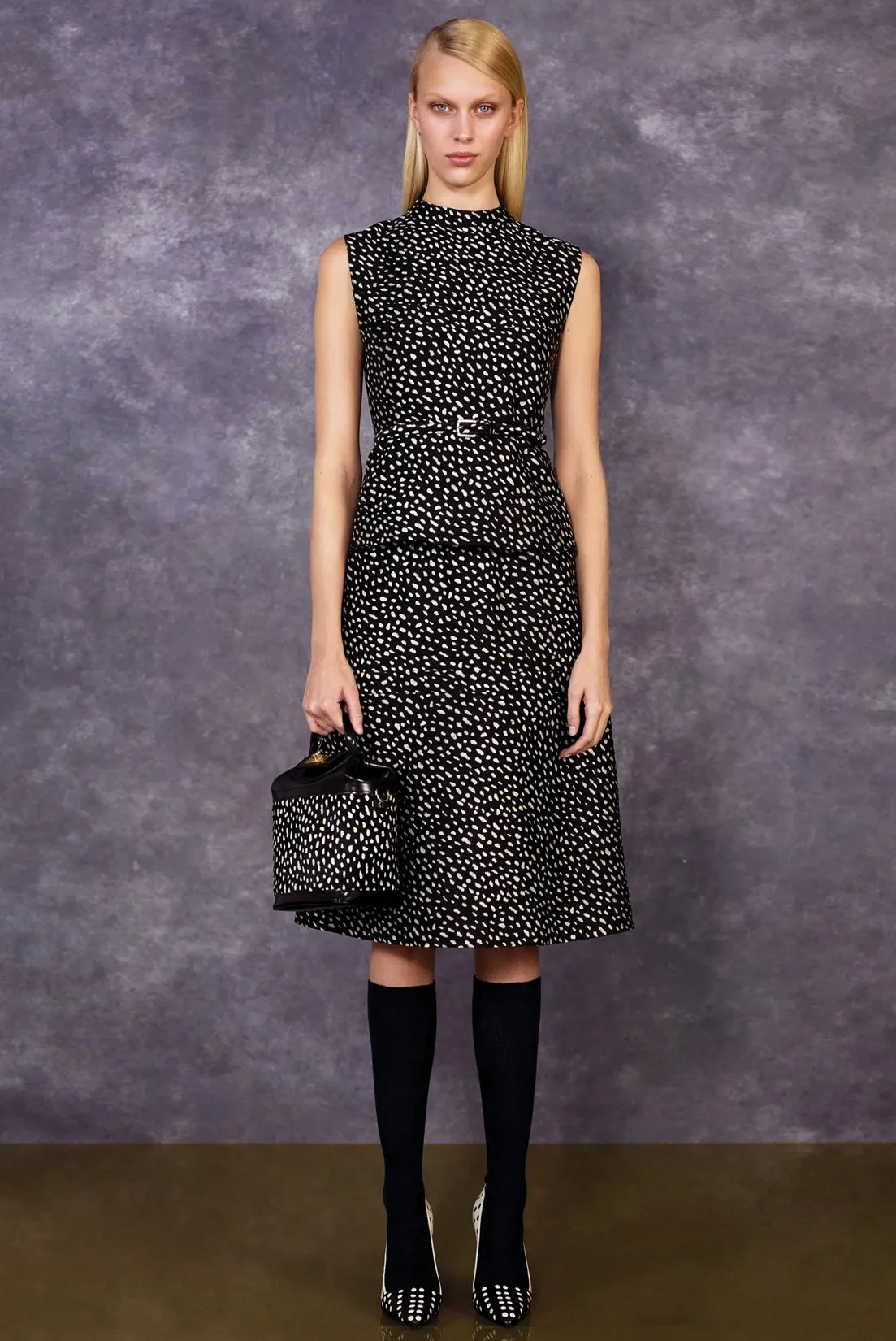 TORYBURCH_PF14_BLKWHTDOTS_LKBK_RES150.jpg