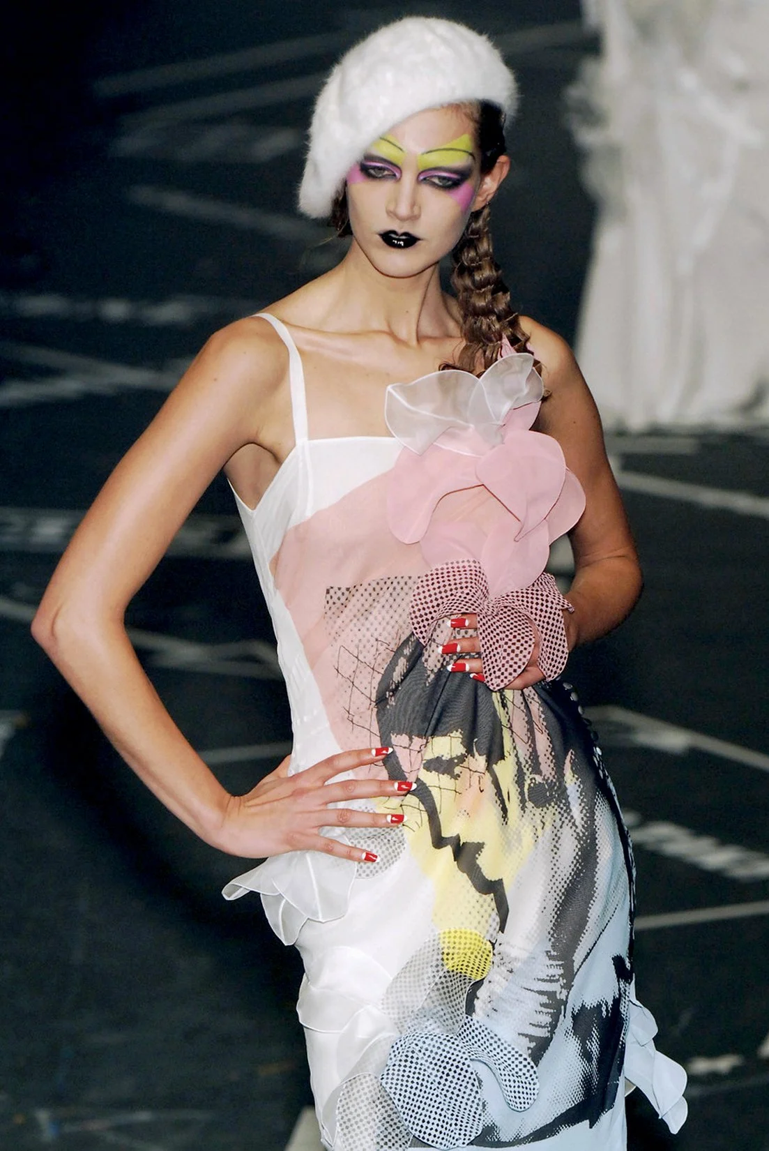 GALLIANO_F05_PRINTFLOWERDRESS_RES150.jpg