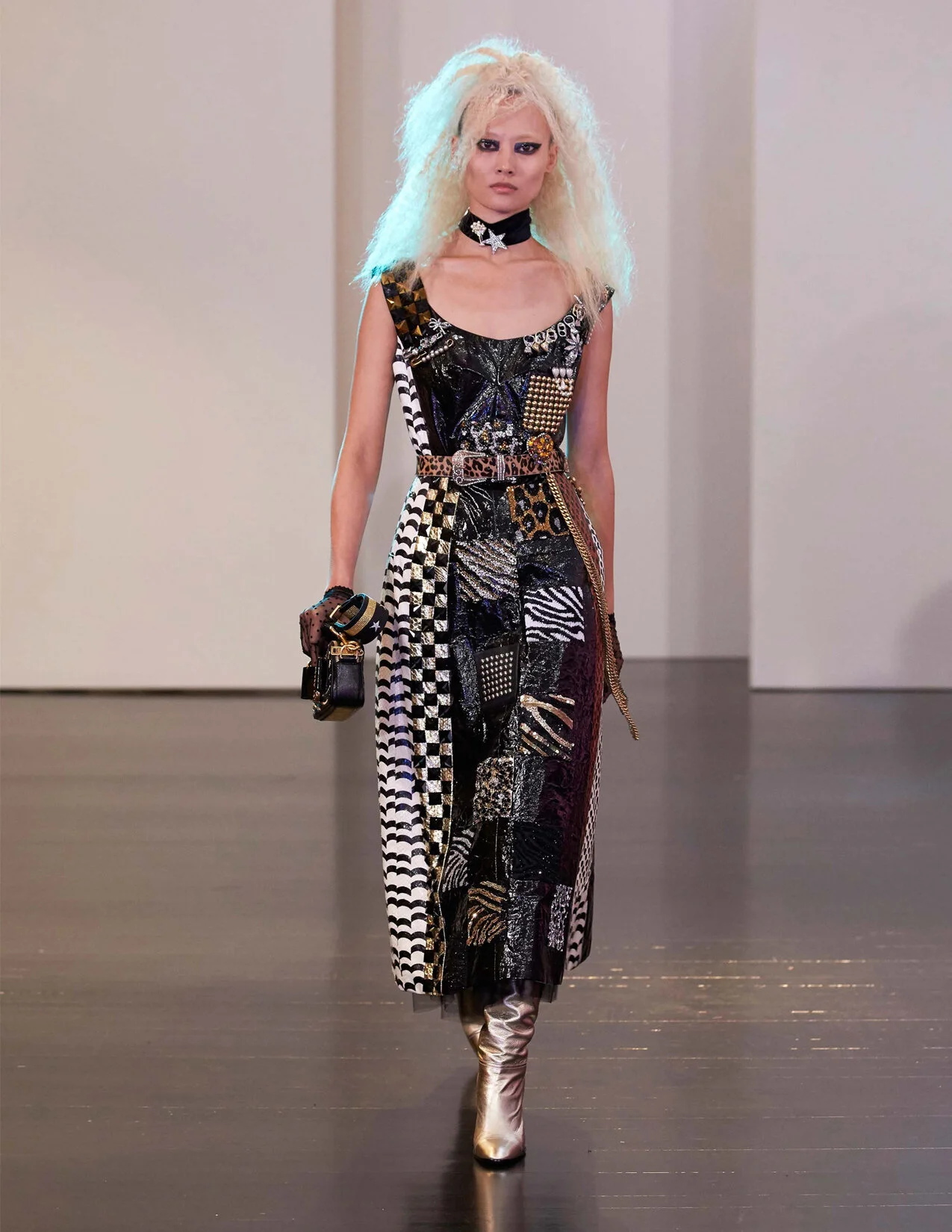 MJ_R17_ANIMALEMBS_RUNWAY_RES150.jpg