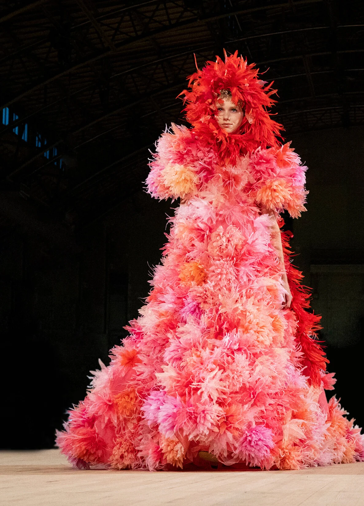 MJ_S20_DAHLIASDRESS_RUNWAY_DARKENED_RES150_CROP.jpg