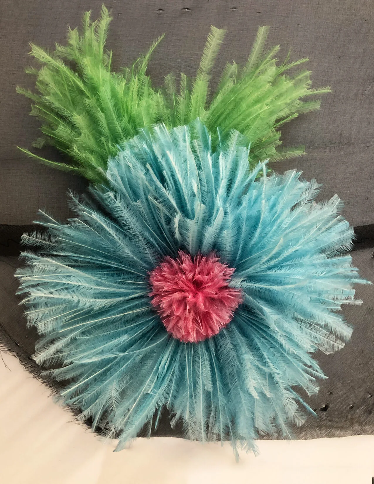 MJ_S20_OSTRICHPOMPOMFLOWER_CLOSEUP_RES150.jpg