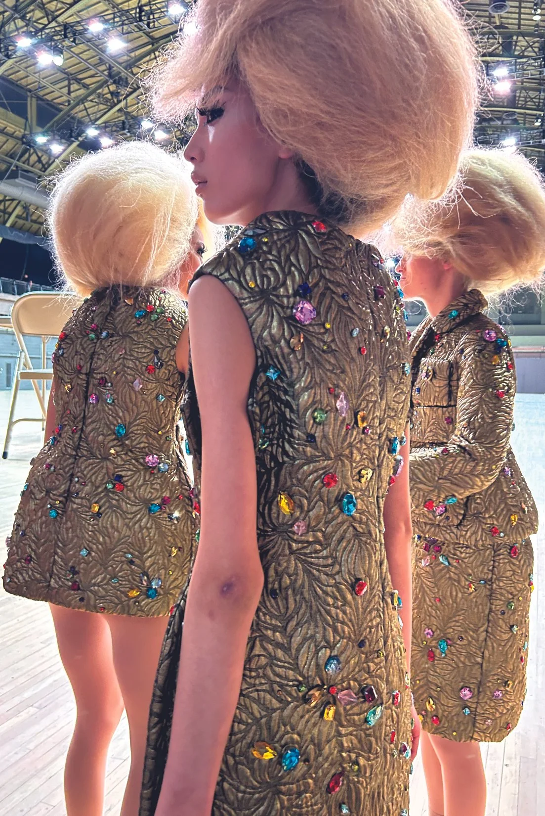 SPRING23_DOLLS_3BROCADES_DETAILBKSTG_RES150.jpg