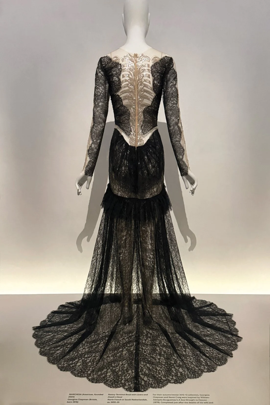 MARCHESA_F12_BLKLACEDRAPEGOWN_MET_RES150.jpg