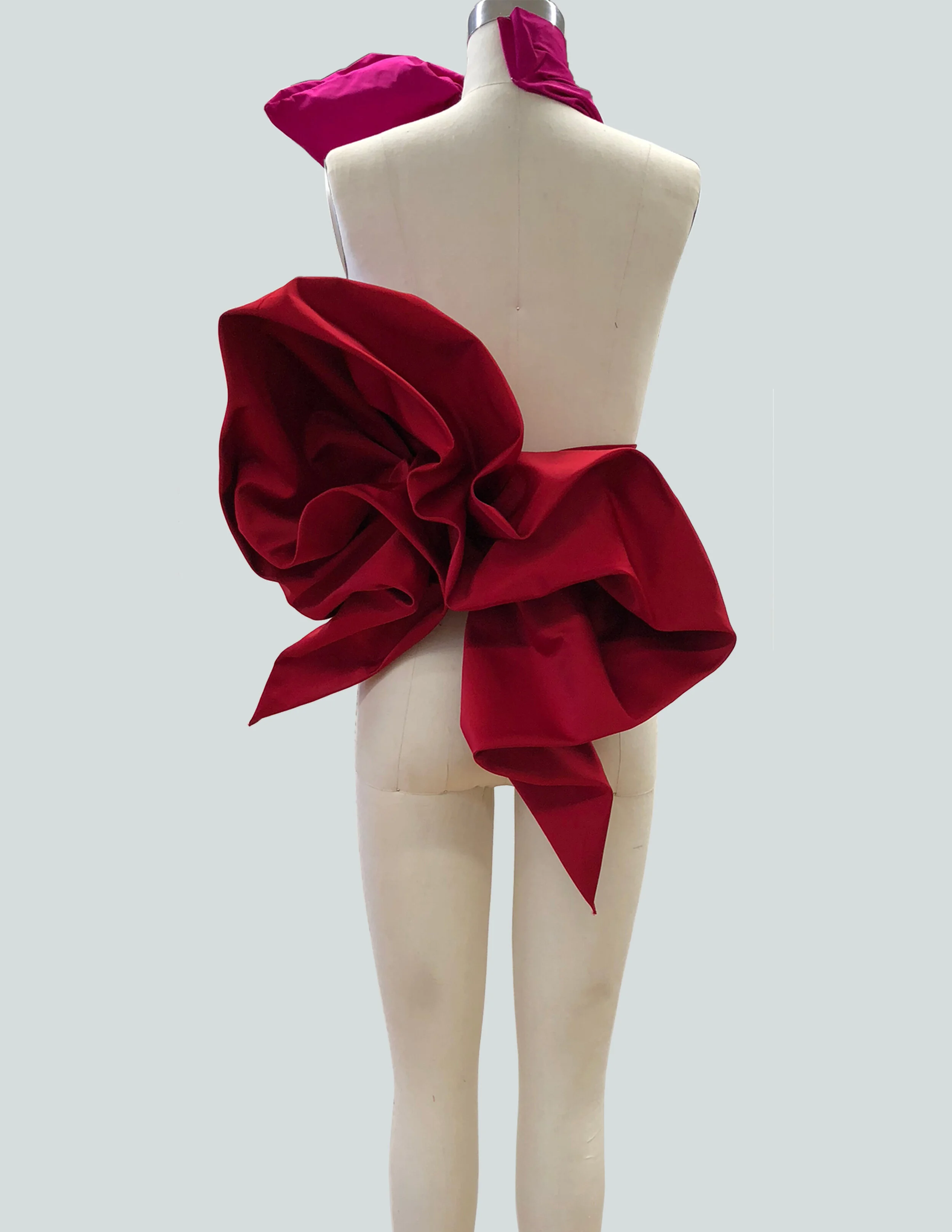 MJ_F18_DRAPE_BUTTFLOURISH_RES150.jpg
