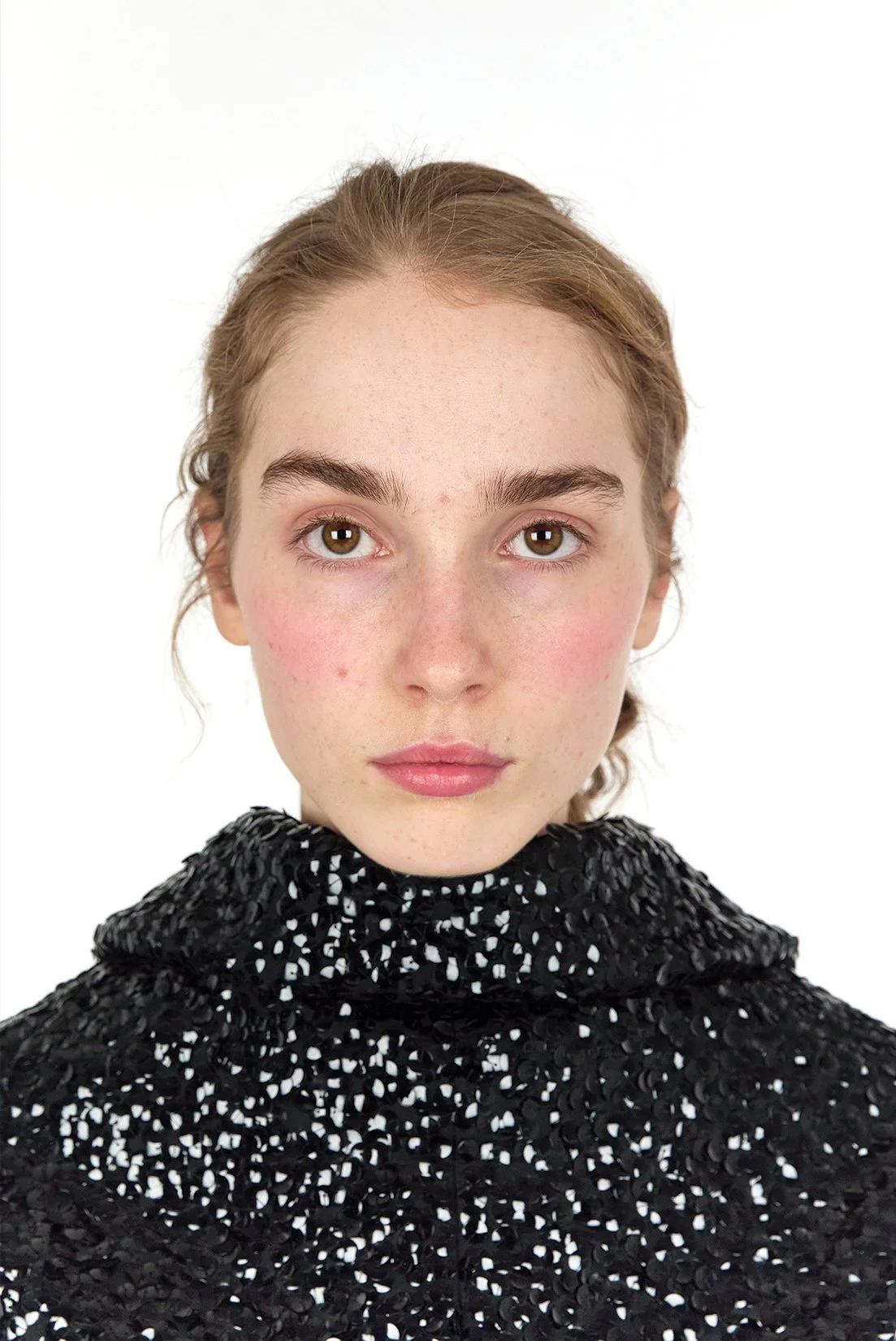 MJ_F26_BLKSEQUINCOATCLOSEUP_RES150.jpg
