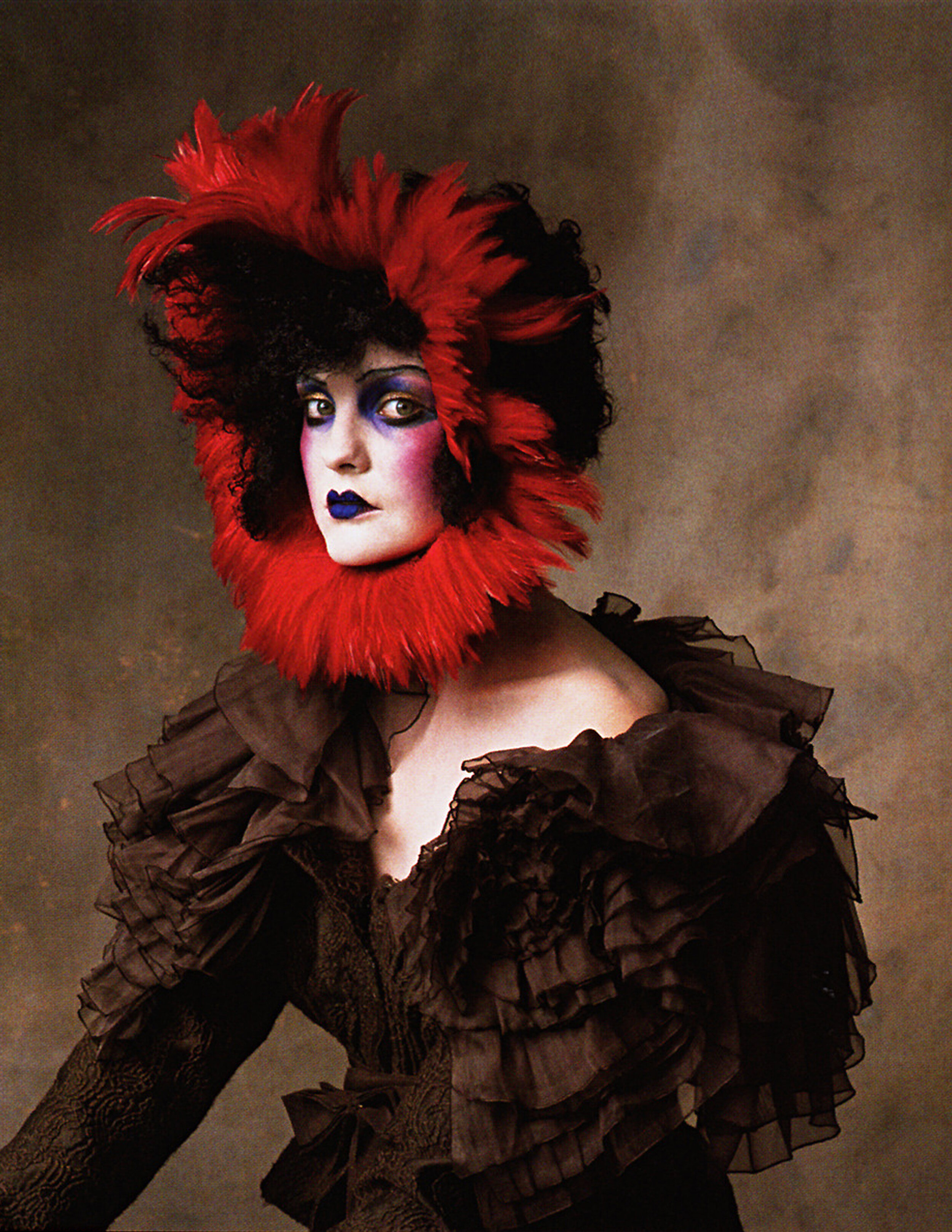 GALLIANO_F07_BROWNPLEATFRILLJACKET_VOGUE_RES150.jpg