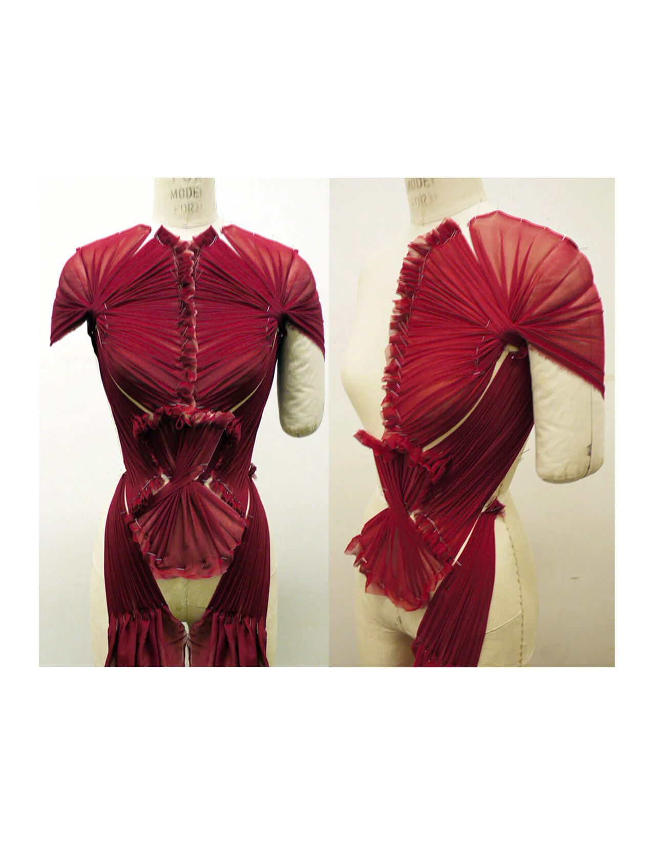 MARCHESA_F12_DRAPEDREDLACEDRESS_CHIFFONDRAPE_LEVELLAY_RES150.jpg