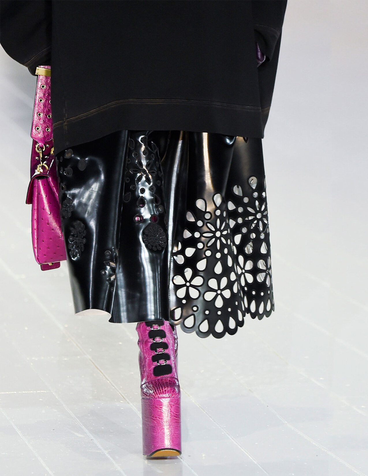 MJ_F16_PVCDIRNDL2_DETAIL_RES150.jpg