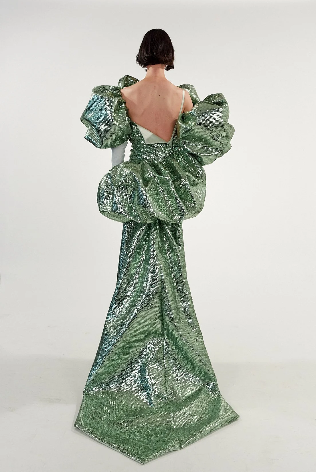MJ_FALL22_GREENSEQUINS_FITTING_BACK_RES150.jpg