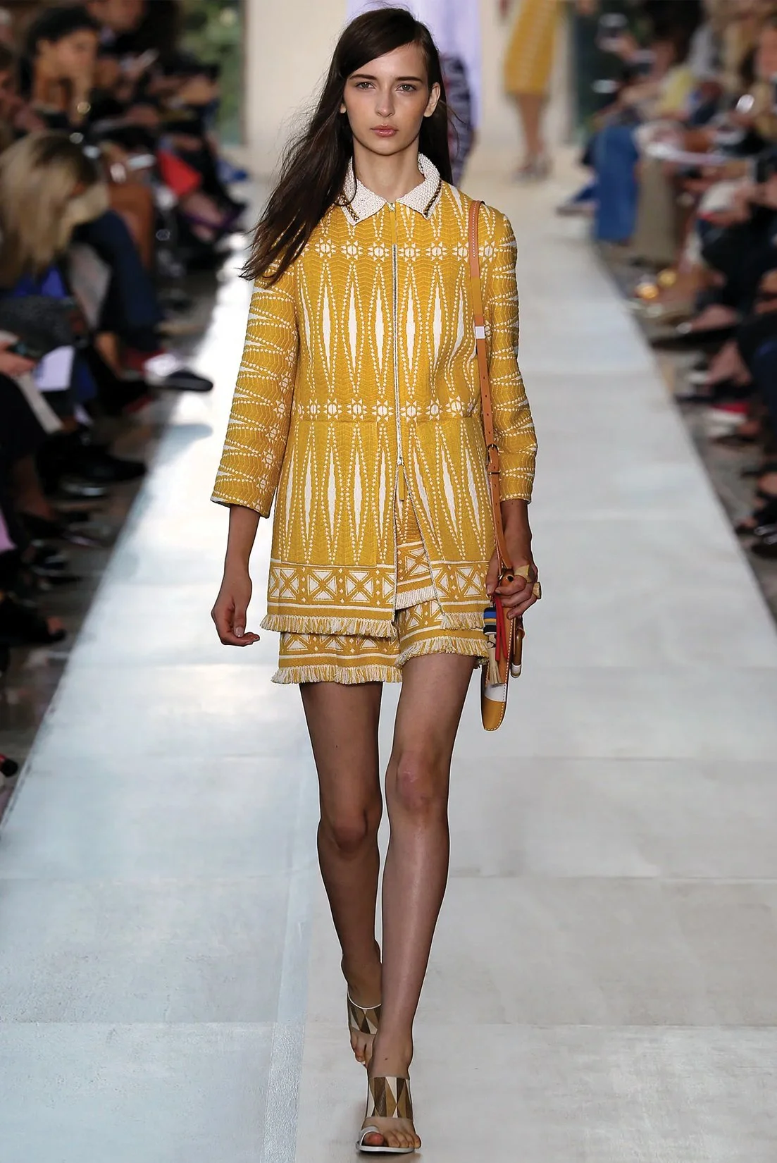 TORYBURCH_S15_RAFIASUIT_SHOW_RES150.jpg
