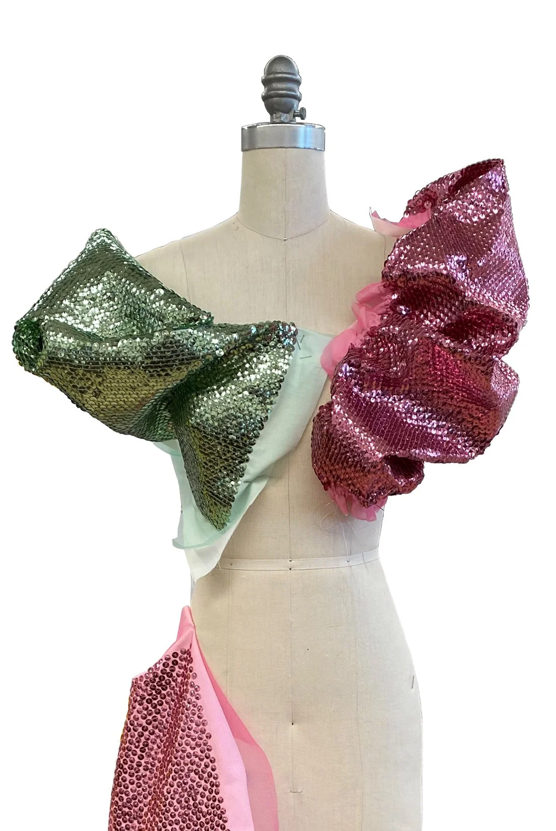 MJ_FALL22_SEQUINS_DRAPES_RES150.jpg