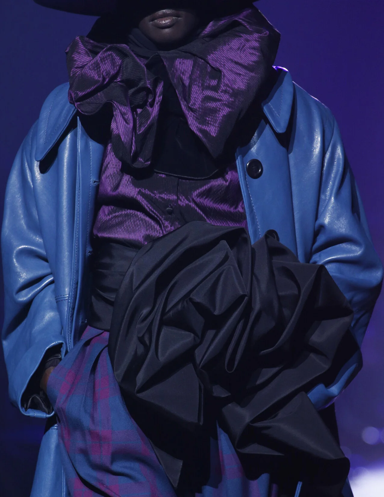 MJ_F18_ALEXWEK_WAISTFLOURISH_RES150.jpg