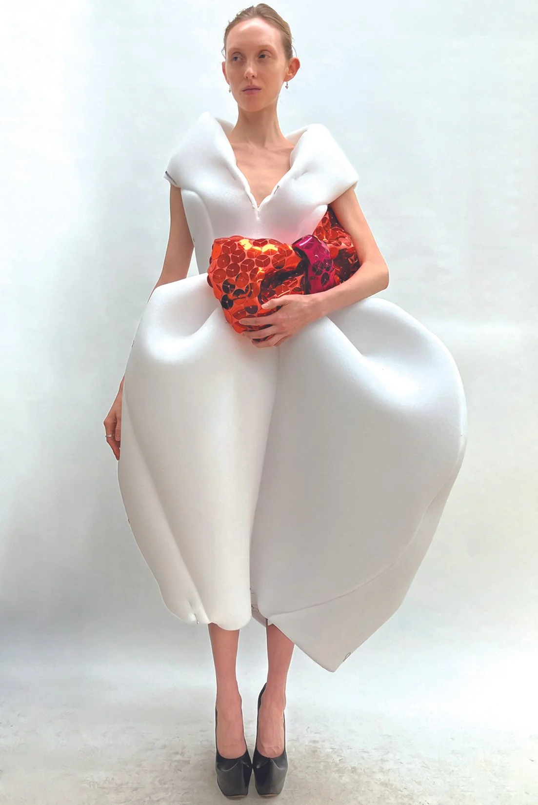 FALL25_BLOBS_WEB_PROCESS_SEQUINBOW_FITTING_FRONT_RES150.jpg