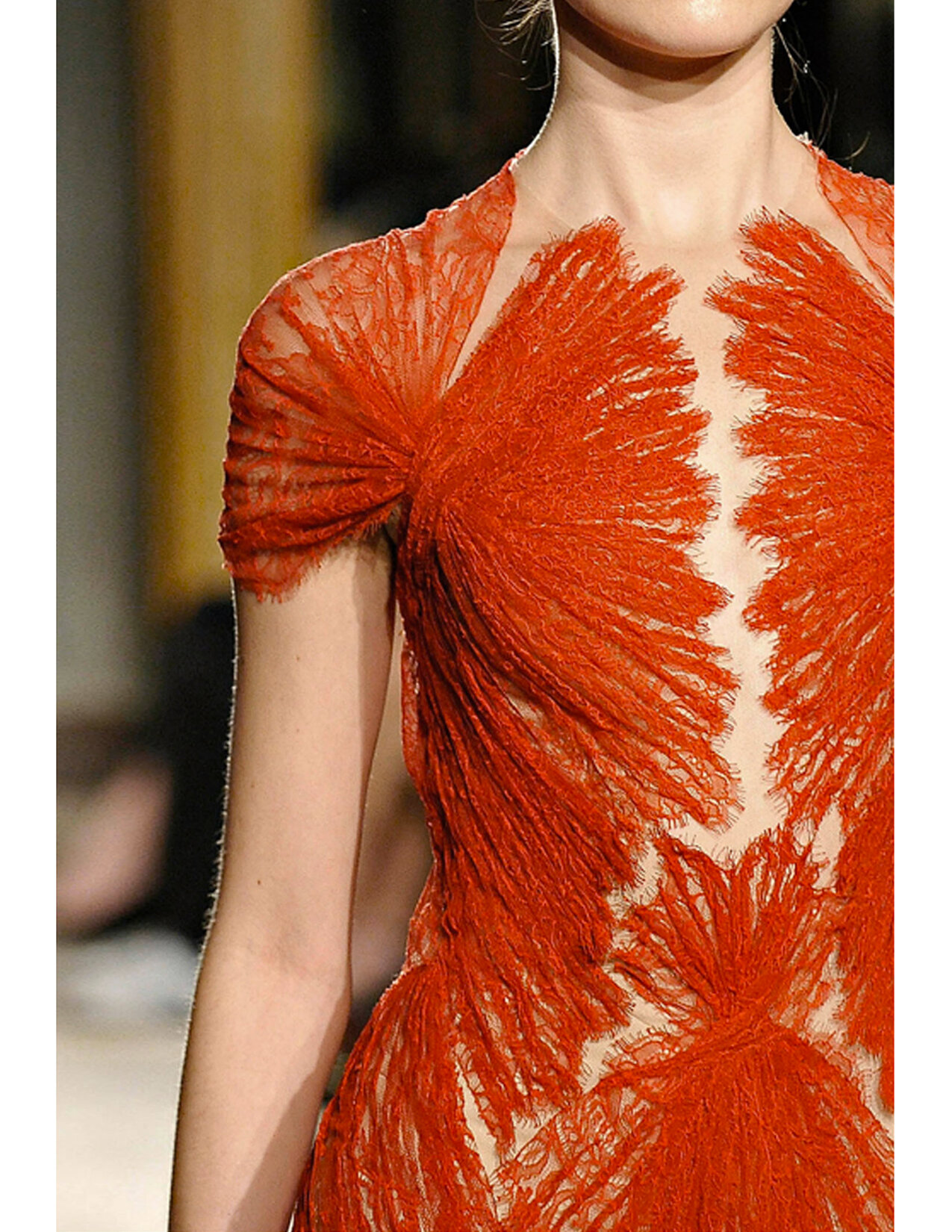 MARCHESA_F12_DRAPEDREDLACEDRESS_RUNWAYDETAIL_REVERSE_RES150.jpg
