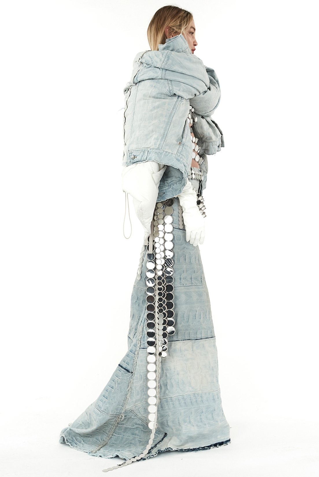 MJ_SPRING22_GIGI_SILVER_SIDE_RES150.jpg